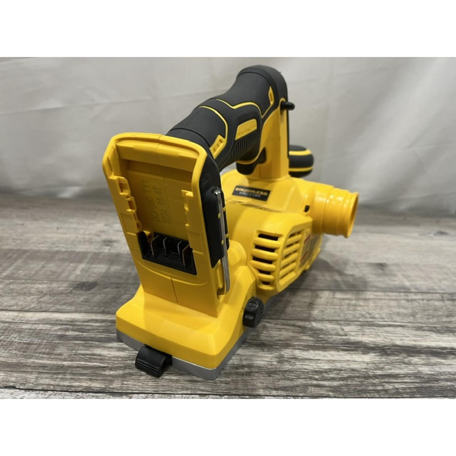 AS-IS DEWALT 20V MAX XR Cordless Brushless 3-1/4 in. Planer (Tool Only)