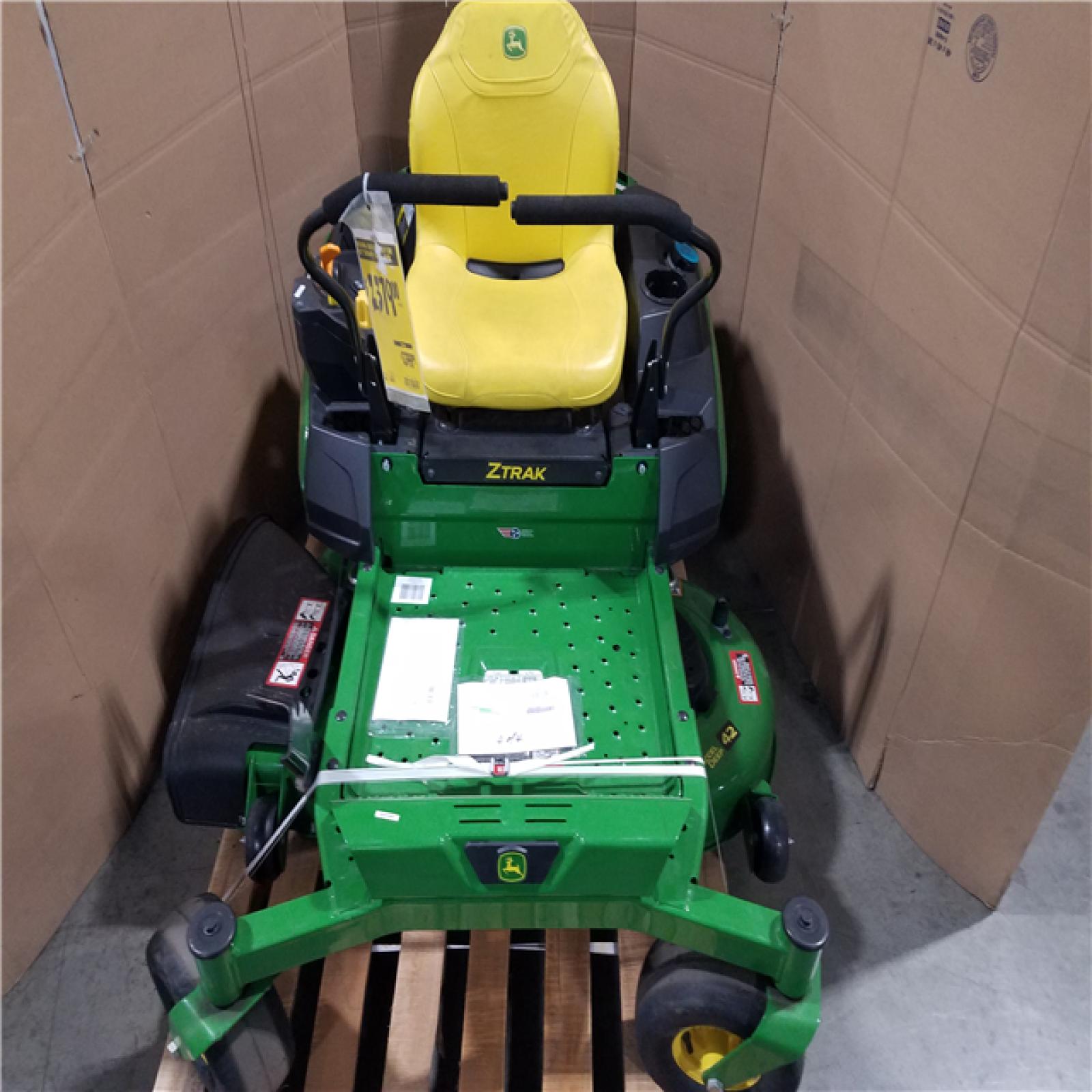 CALIFORNIA AS-IS JOHN DEERE Z315E 4220HP GAS ZTR