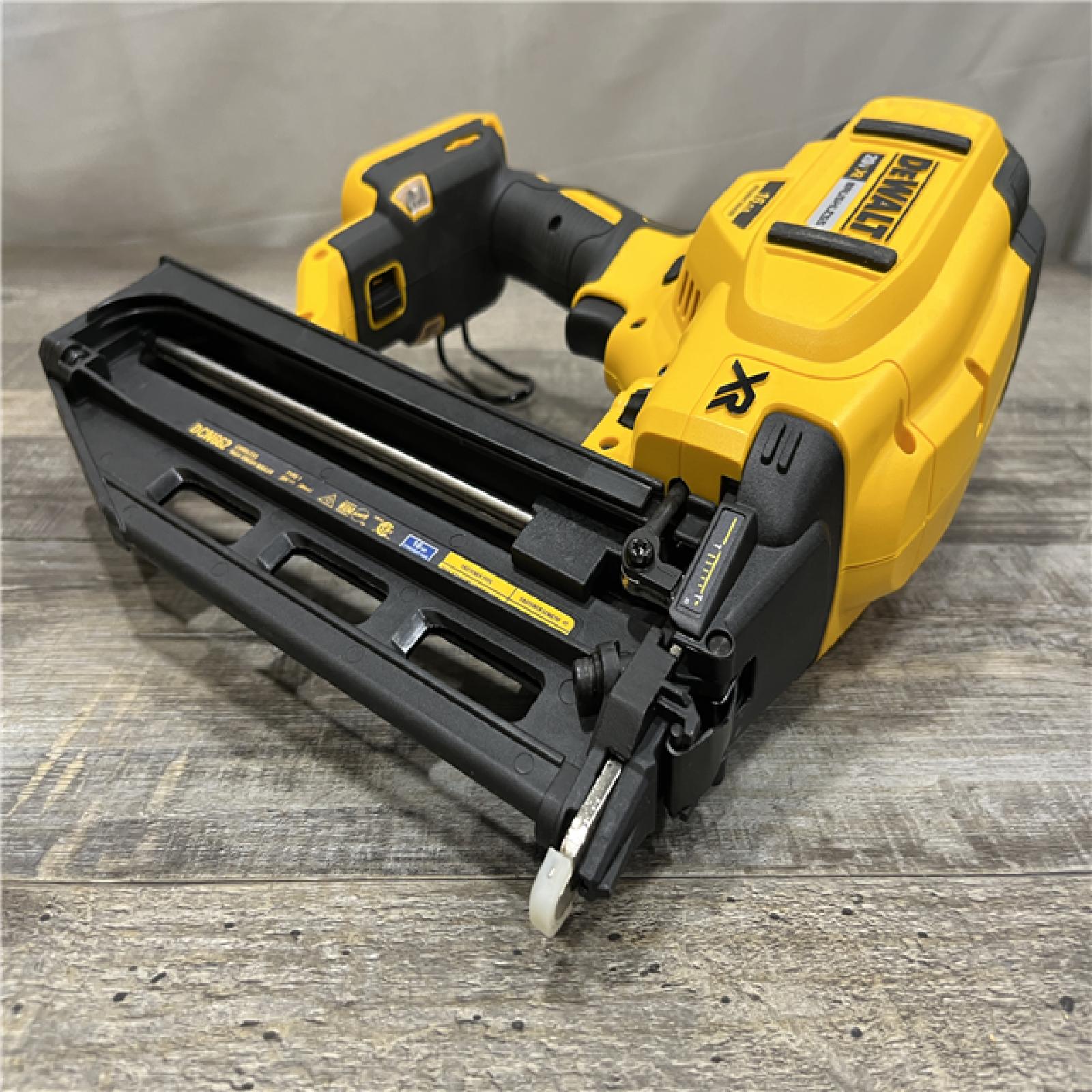 AS-IS DEWALT 20V MAX XR 16-Gauge Lithium-Ion Cordless Finish Nailer (Tool Only)