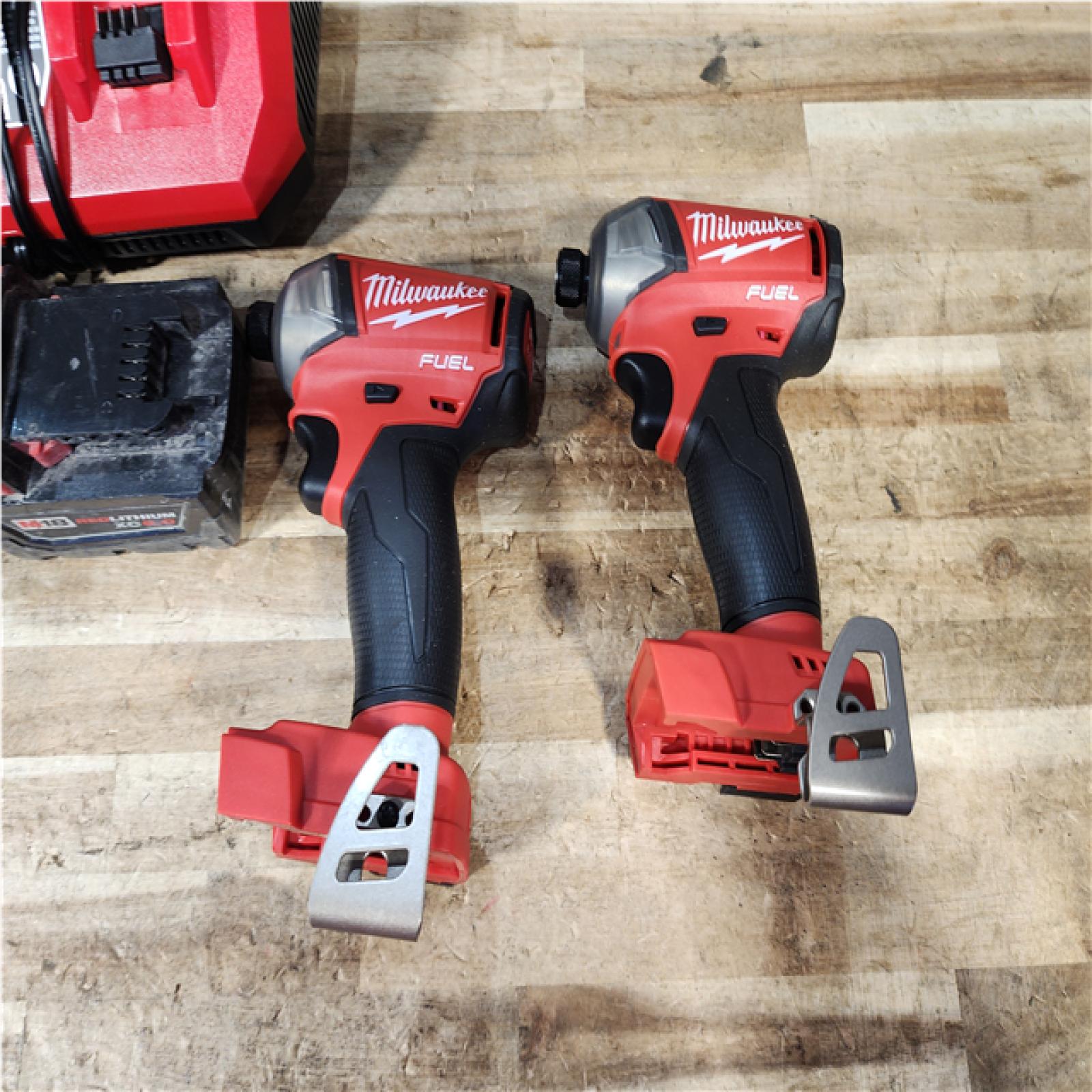 HOUSTON LOCATION - AS - IS Milwaukee 2 Tool Combo Kit W/ (2) Battery & Charger