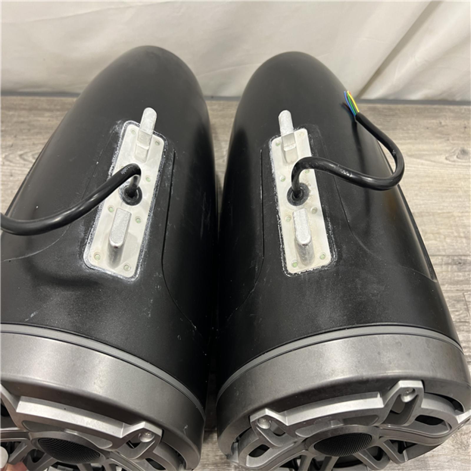 AS-IS JL M6-880ETXv3-Sb-S-GmTi-i M6 Series 8.8 wakeboard tower speakers with RGB LED lighting