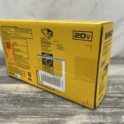 NEW - DEWALT 20V MAX Cordless Plastic Tubing Cutter (Tool Only)