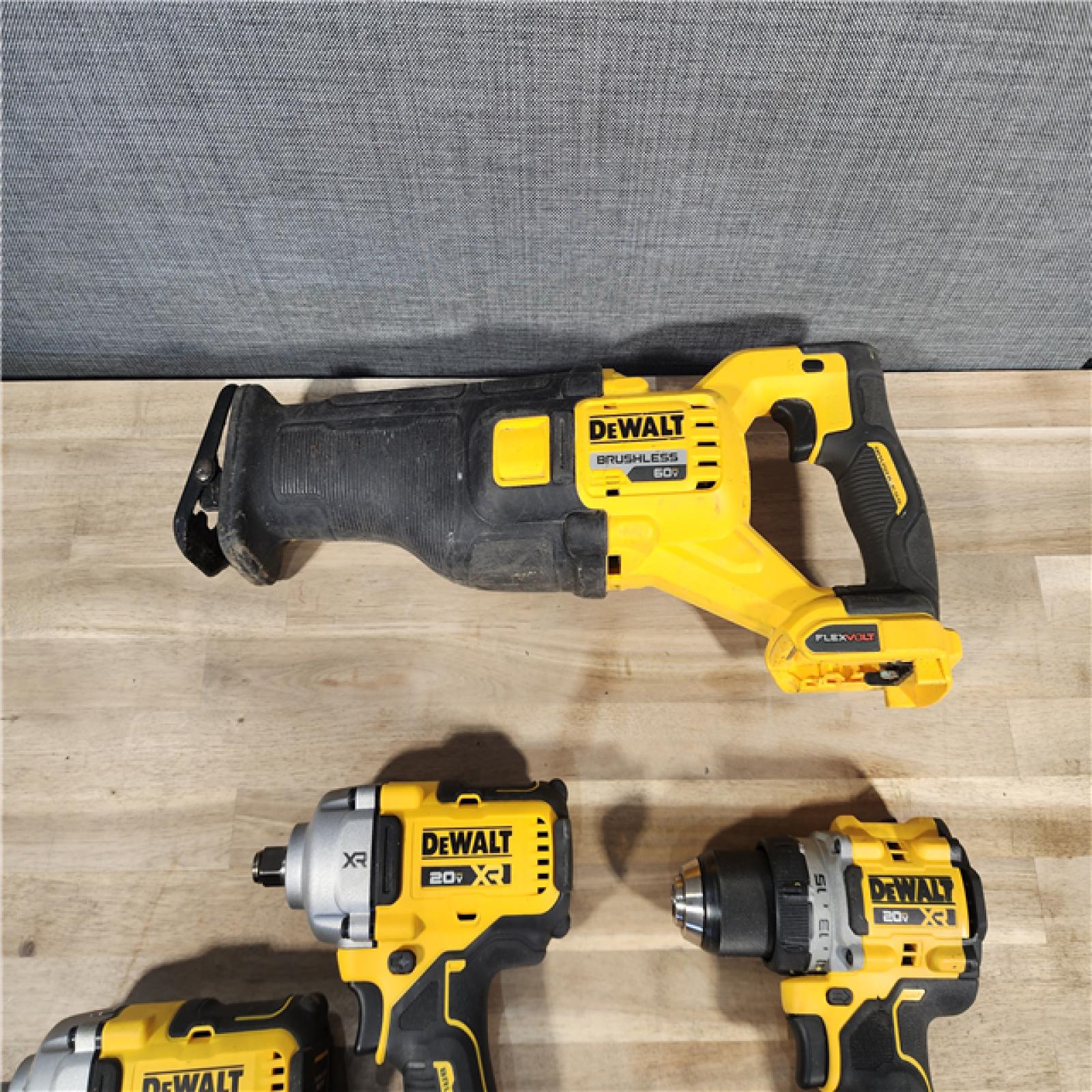HOUSTON LOCATION - AS-IS DEWALT 4 TOOL COMBO