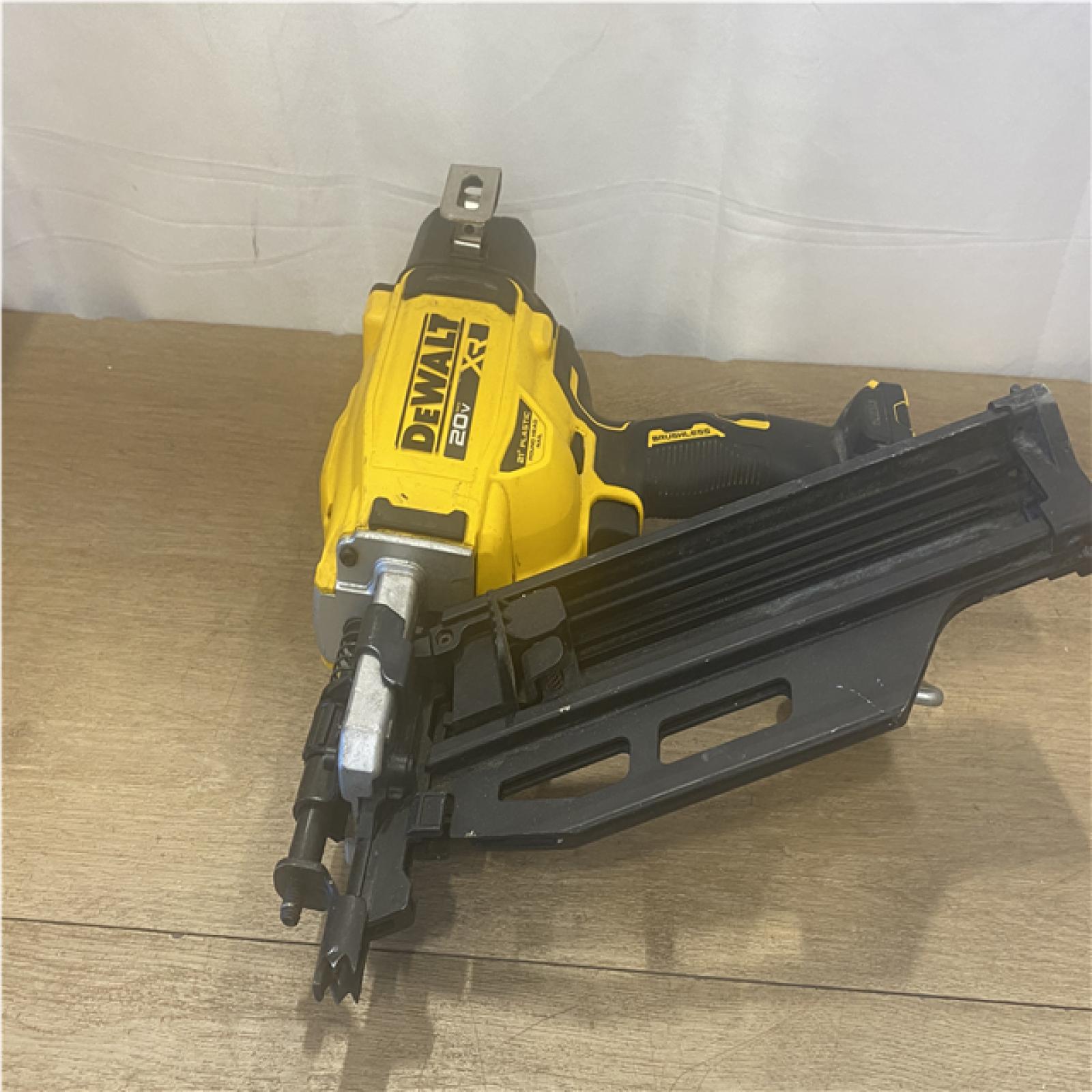 AS-IS DEWALT 20-Volt 21° Cordless Framing Nailer (Tool-Only)