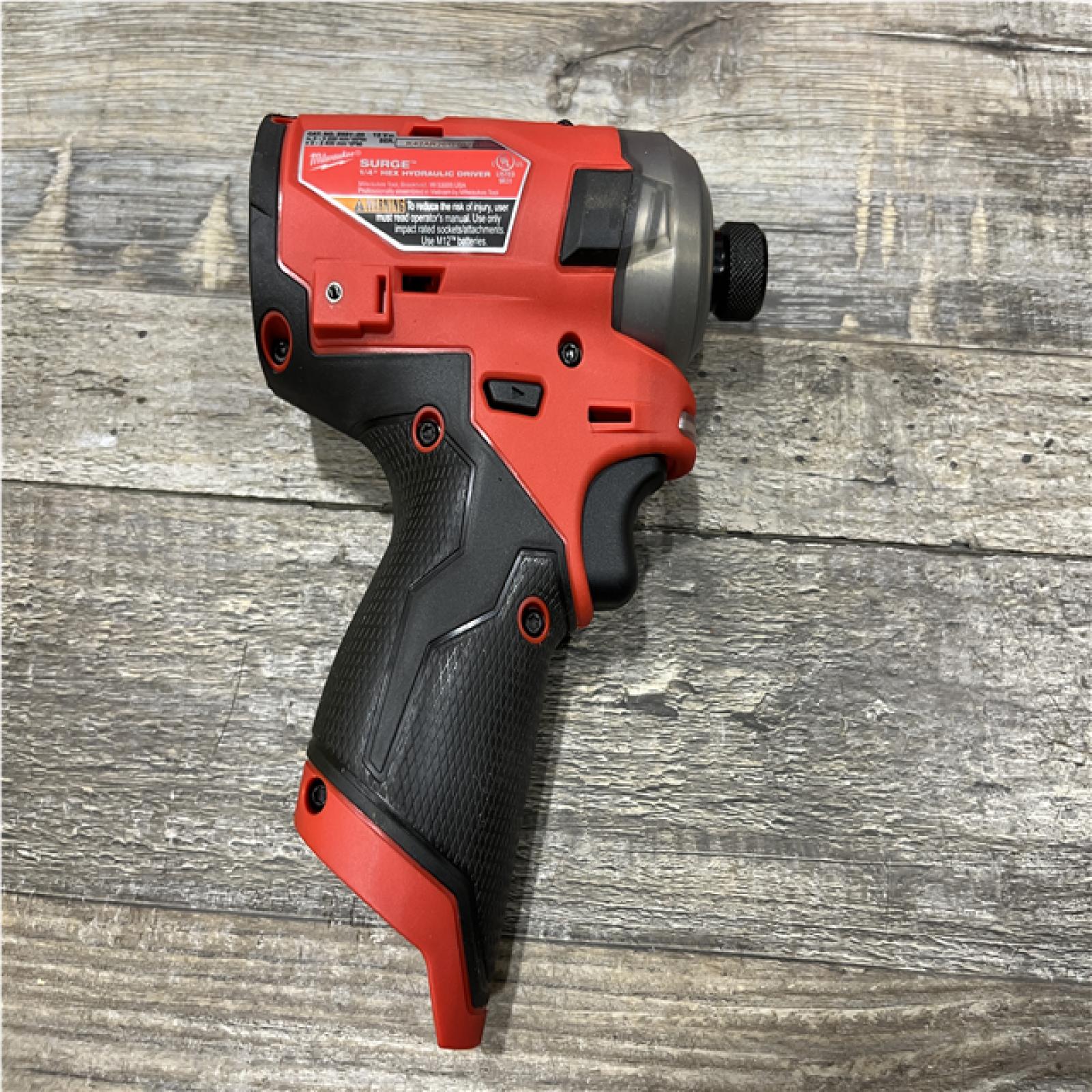 AS-IS Milwaukee FUEL SURGE 12V Lithium-Ion Brushless Cordless 1/4 in. Hex Impact Driver Compact Kit