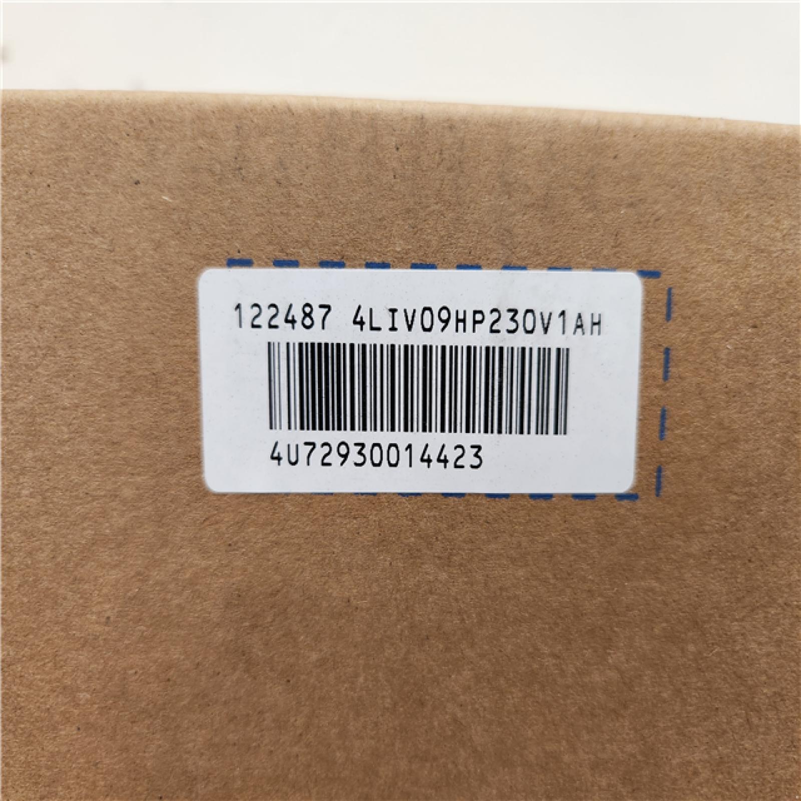 Phoenix Location NEWLY SEALED MULTI18HP230V1EO Gree 18,000 BTU 2-Zone Gen2 21 SEER Heat Pump