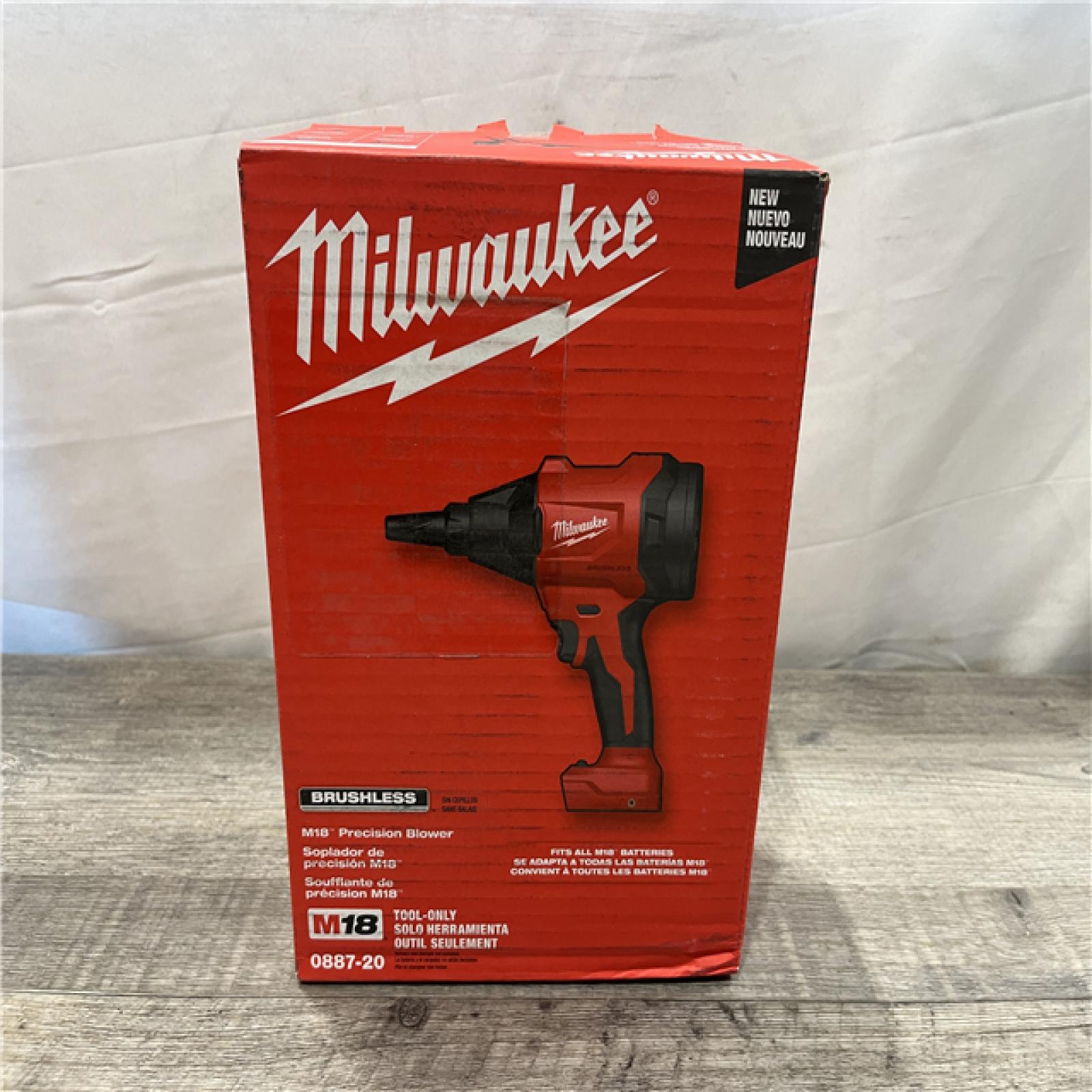 NEW - Milwaukee 18V Lithium-Ion 570 MPH Brushless Cordless Precision Blower (Tool-Only)