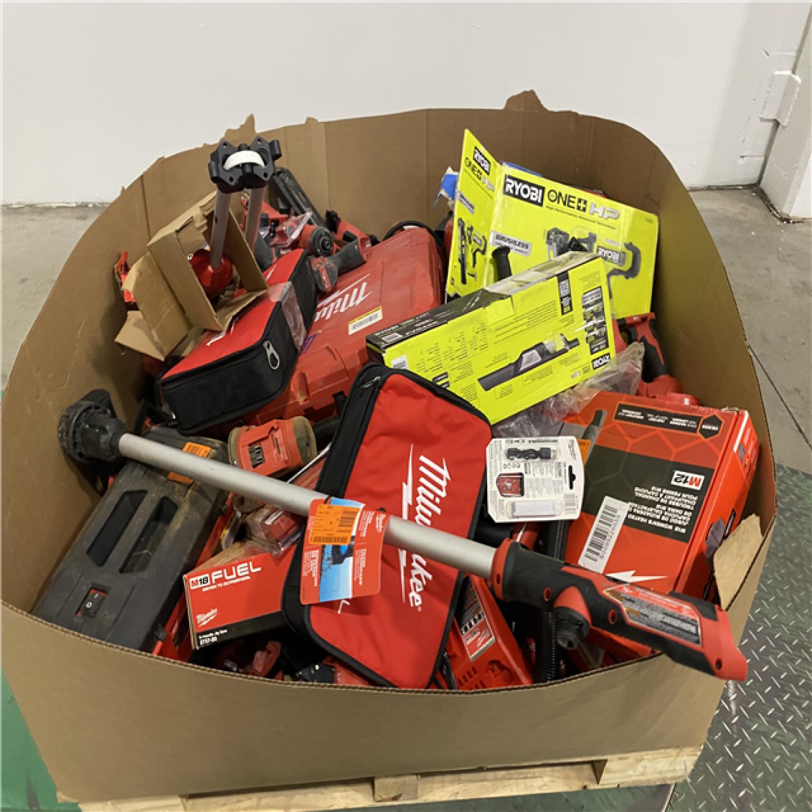 Dallas Location - As-Is Tool Pallet