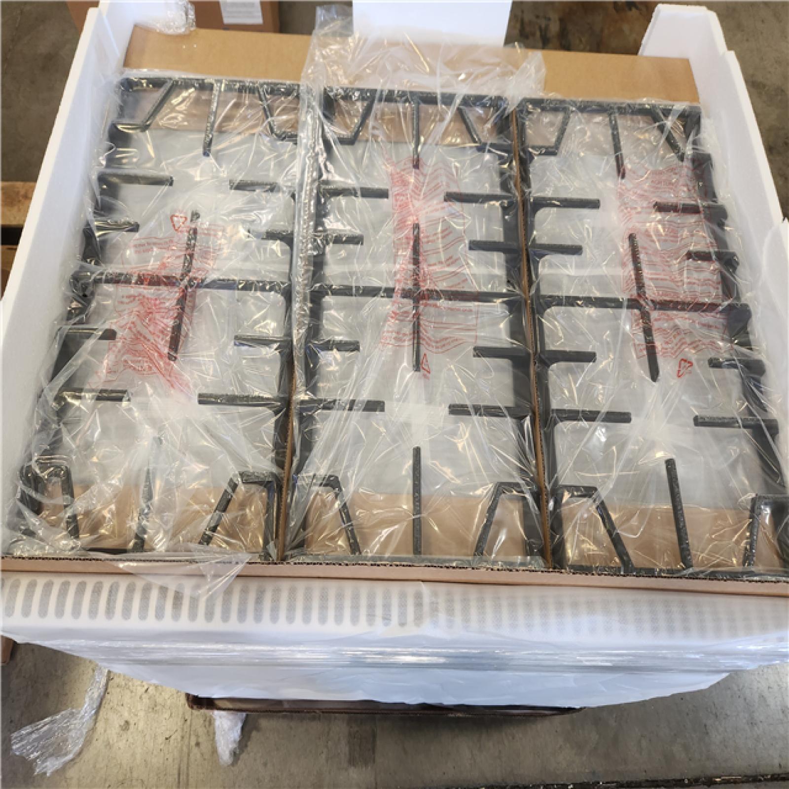 Phoenix NEW Sunmaki 36 in. 6-Burners Freestanding and Slide-In Gas Range in Stainless Steel with Commercial convection fan and CSA Certified (SEALED)