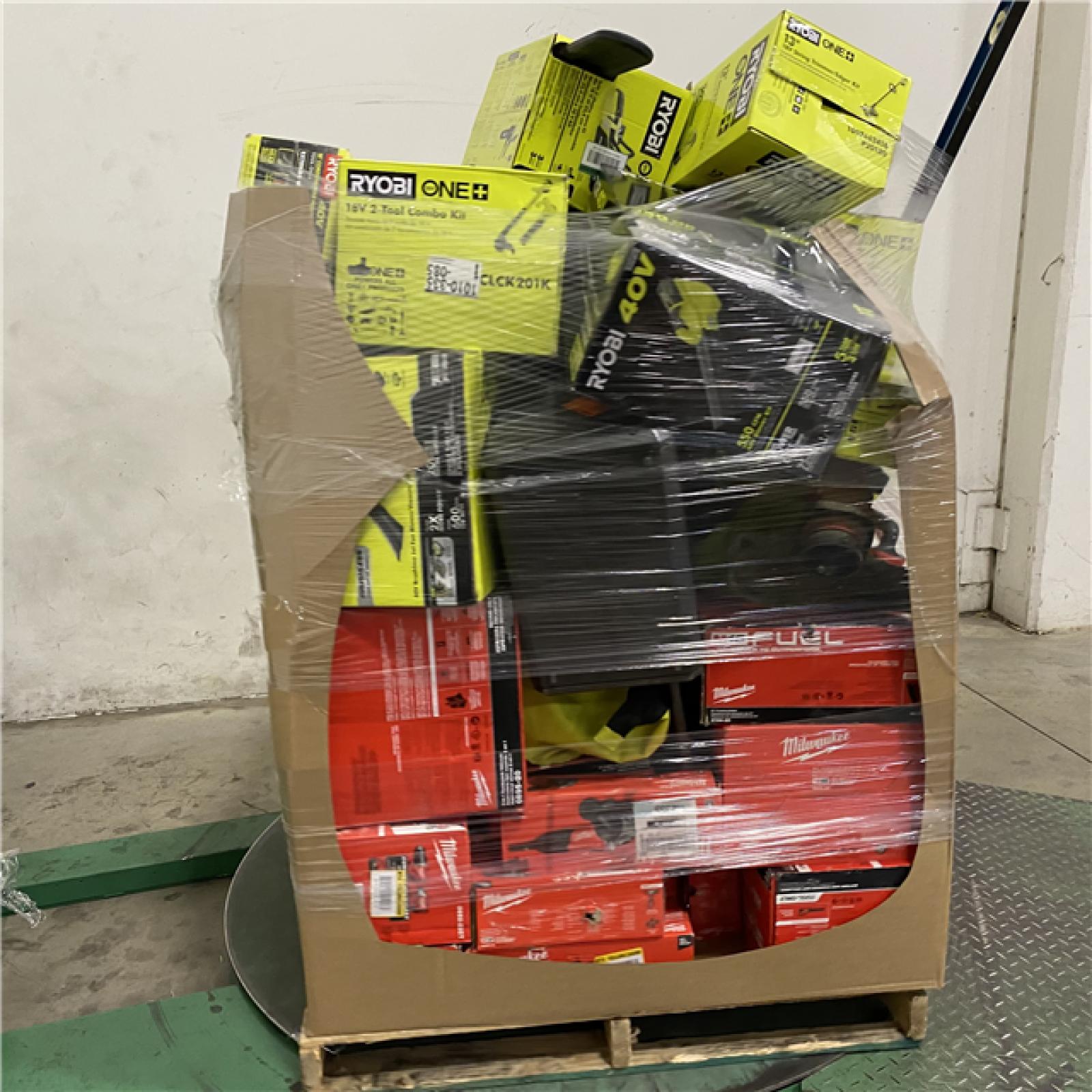 Dallas Location - As-Is Tool Pallet