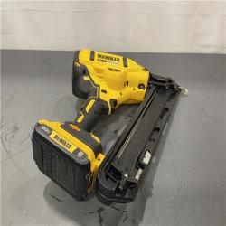 AS-IS - DeWalt 20V MAX XR Lithium-Ion Cordless 2-1/2 in. 15-Gauge Finish Nailer Kit