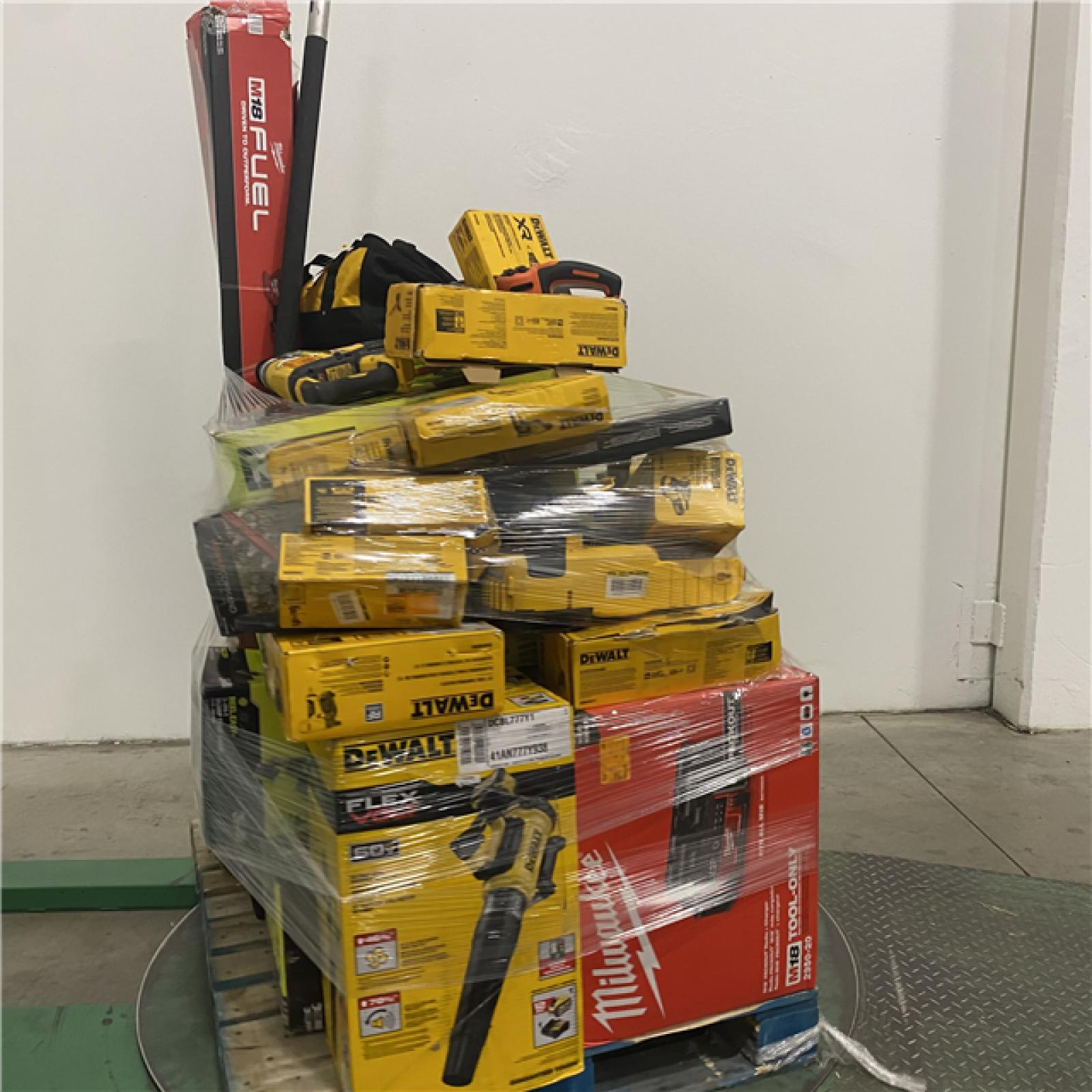 Dallas Location - As-Is Tool Pallet