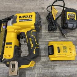 AS-IS DEWALT ATOMIC 20V MAX Lithium Ion Cordless 23 Gauge Pin Nailer Kit
