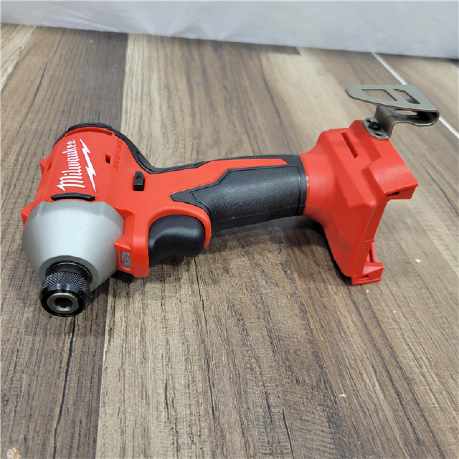 AS-IS  Milwaukee M18 Compact Brushless 1/4  Hex Impact Driver Kit