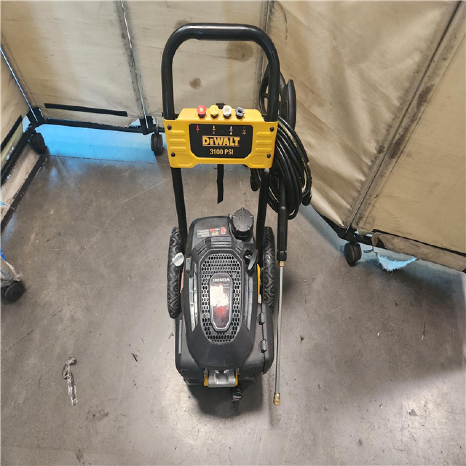 California AS-IS Dewalt 3100 PSI Pressure Washer W/ Honda Easy start GCV 170 Motor