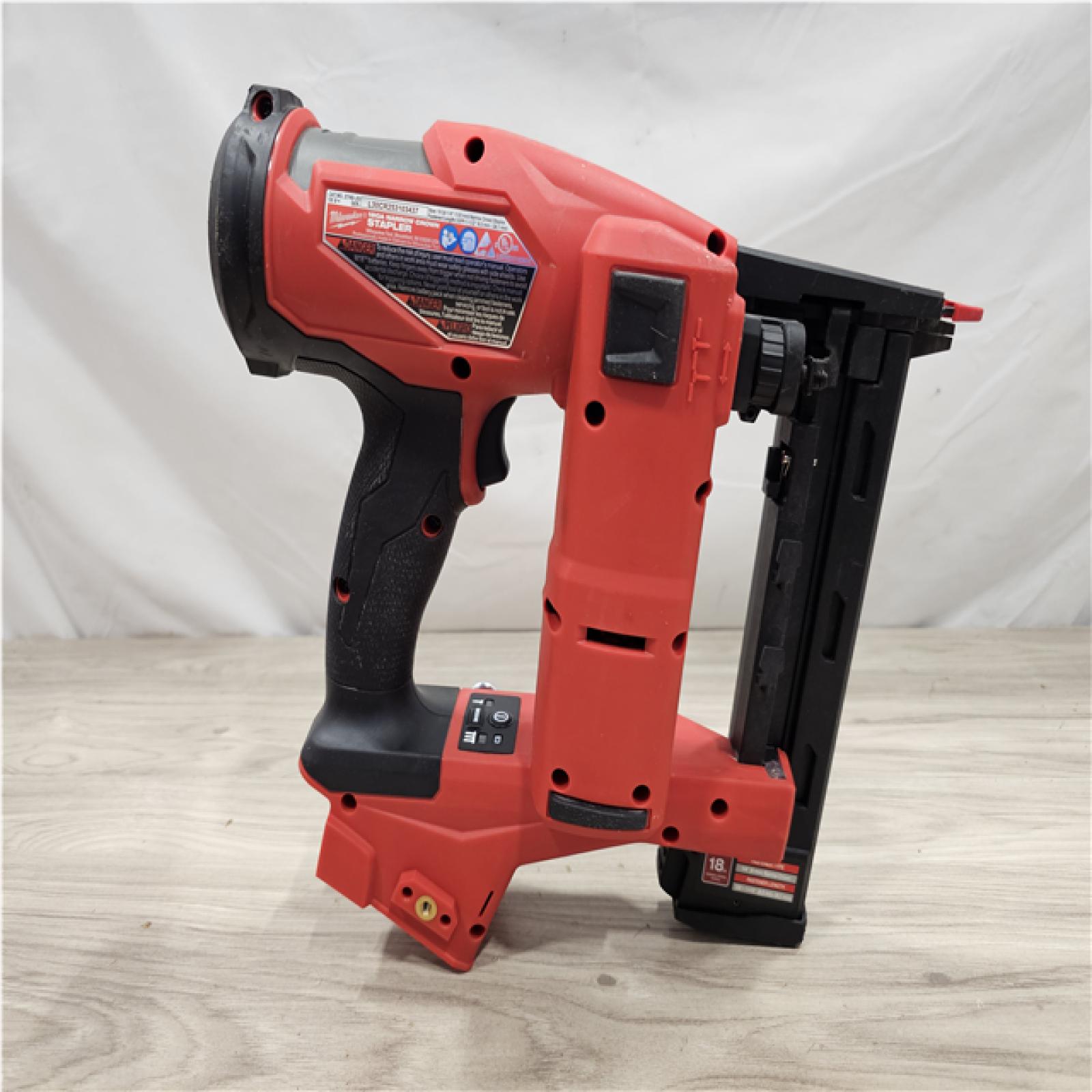 AS-IS Milwaukee FUEL 18-Volt Lithium-Ion Brushless Cordless 18-Gauge 1/4 in. Narrow Crown Stapler (Tool-Only)