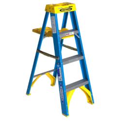 DALLAS LOCATION - WERNER 4ft Type I Fiberglass Step Ladder with Shelf PALLET-(15 UNITS)