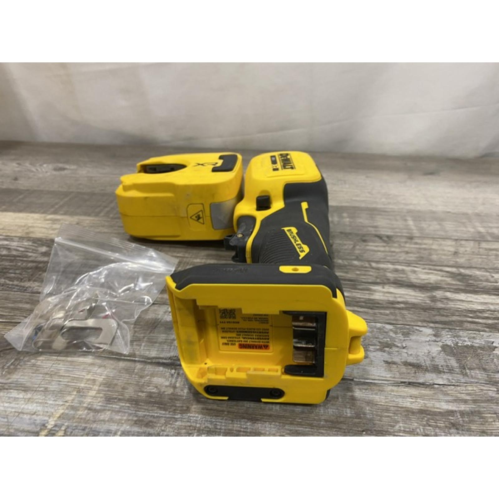 AS-IS DEWALT 20-Volt MAX XR Copper Cutter (Tool Only)