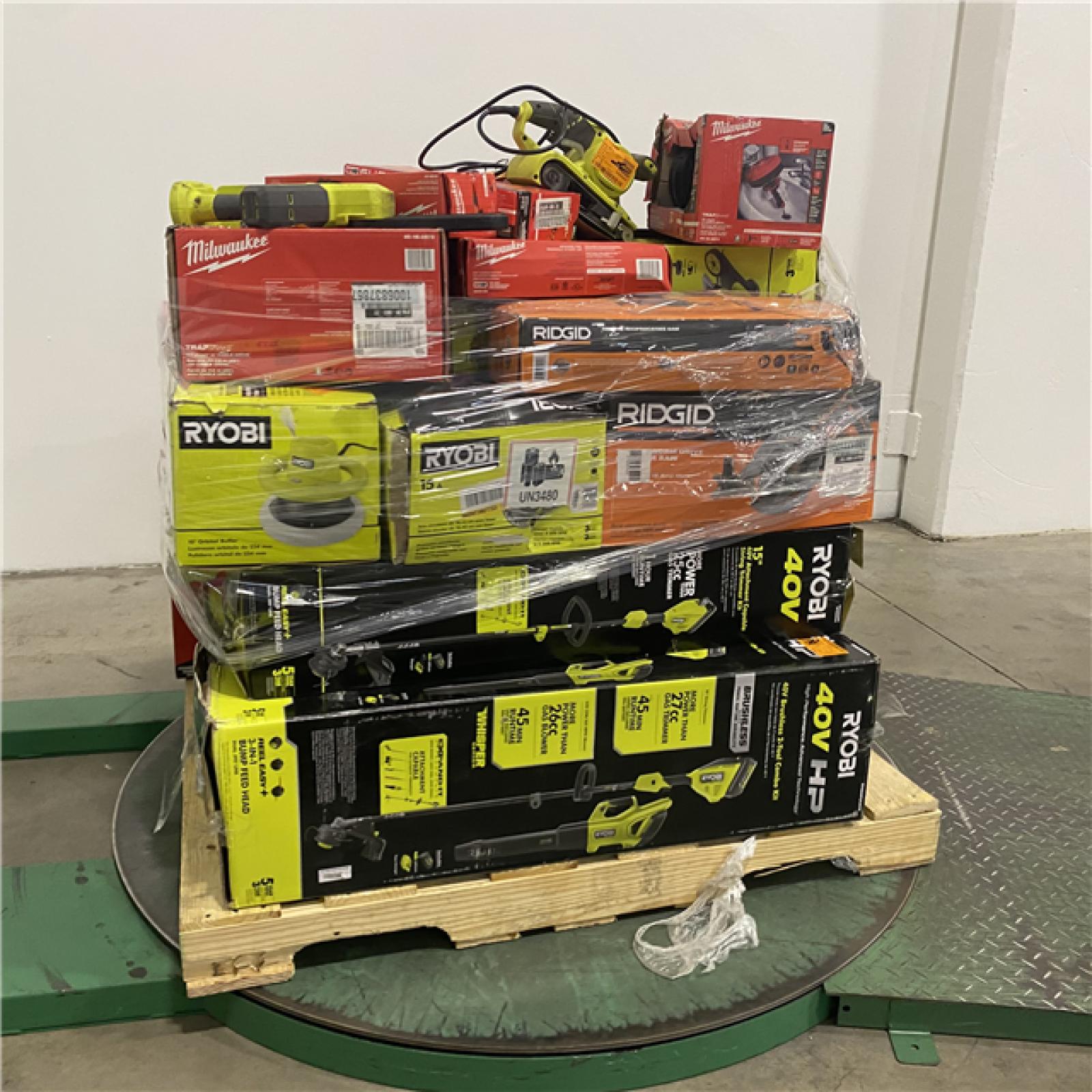 Dallas Location - As-Is Tool Pallet