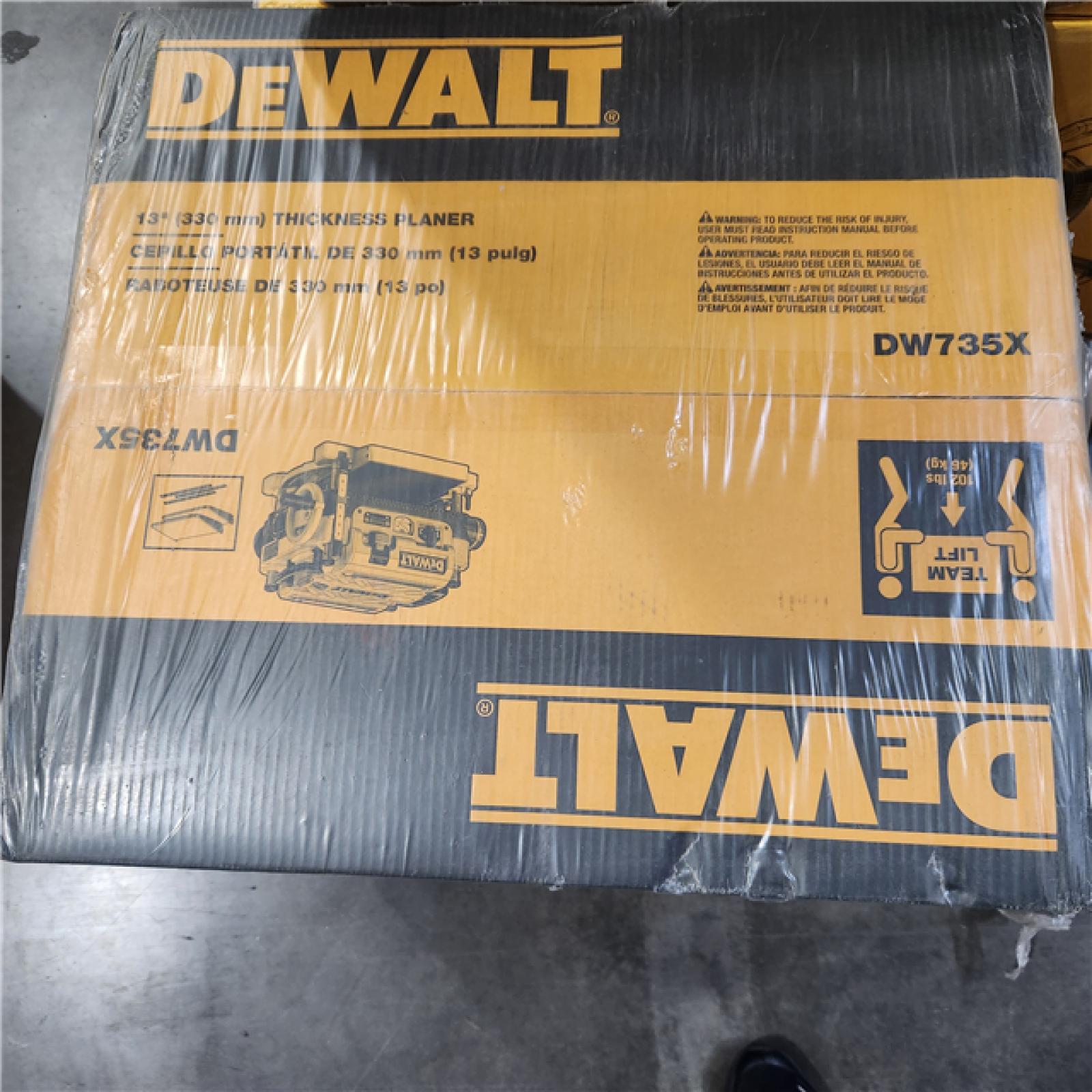 NEW- 15 Amp Corded 13 in. Heavy-Duty 2-Speed Bench Planer