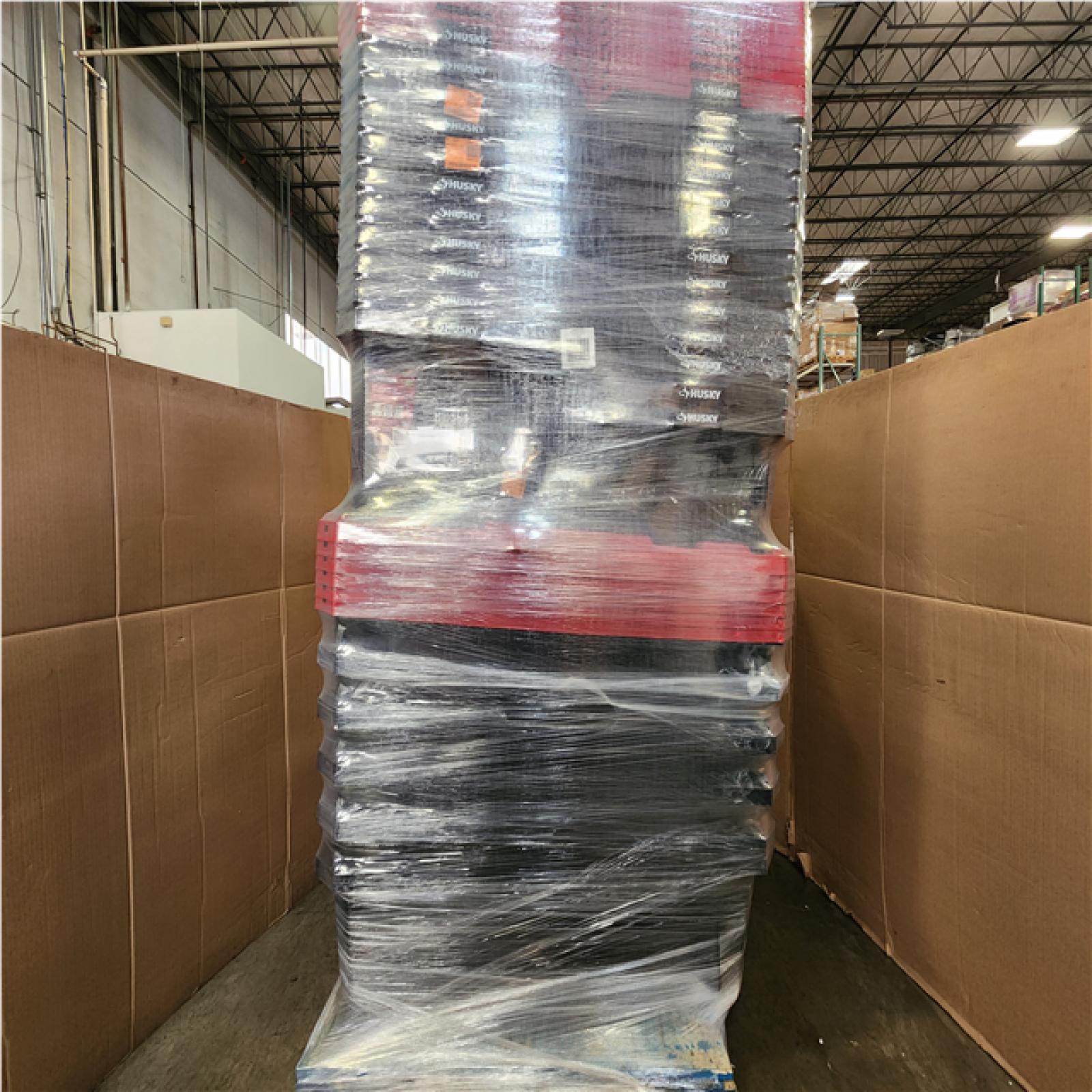 Phoenix AS-IS Mixed Storage Containers Pallet of 43