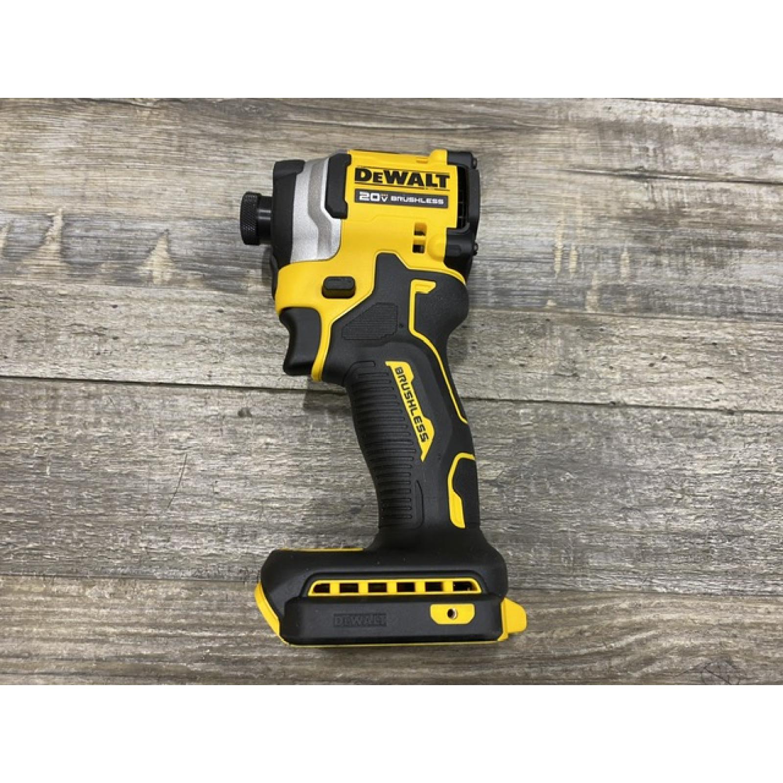 AS-IS DEWALT ATOMIC 20V MAX Lithium-Ion Cordless 1/4 in. Brushless Impact Driver Kit