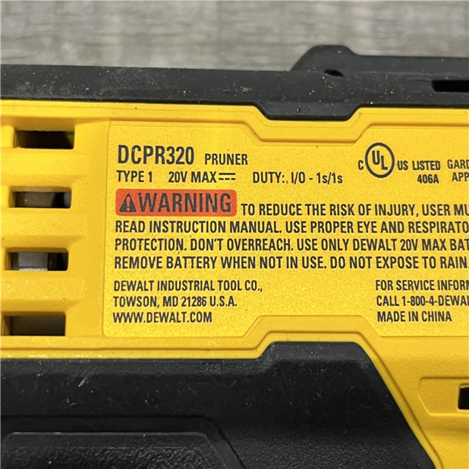 AS-IS DEWALT 20V MAX Cordless Battery Powered Pruner Kit