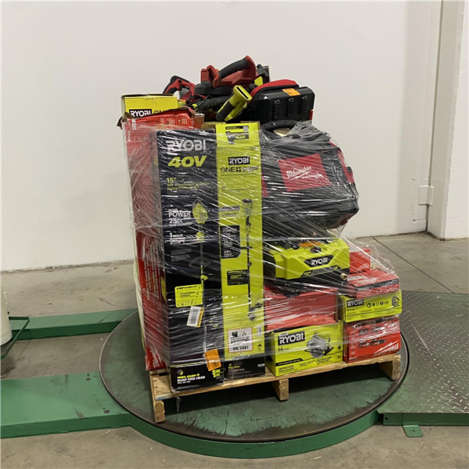 Dallas Location - As-Is Tool Pallet