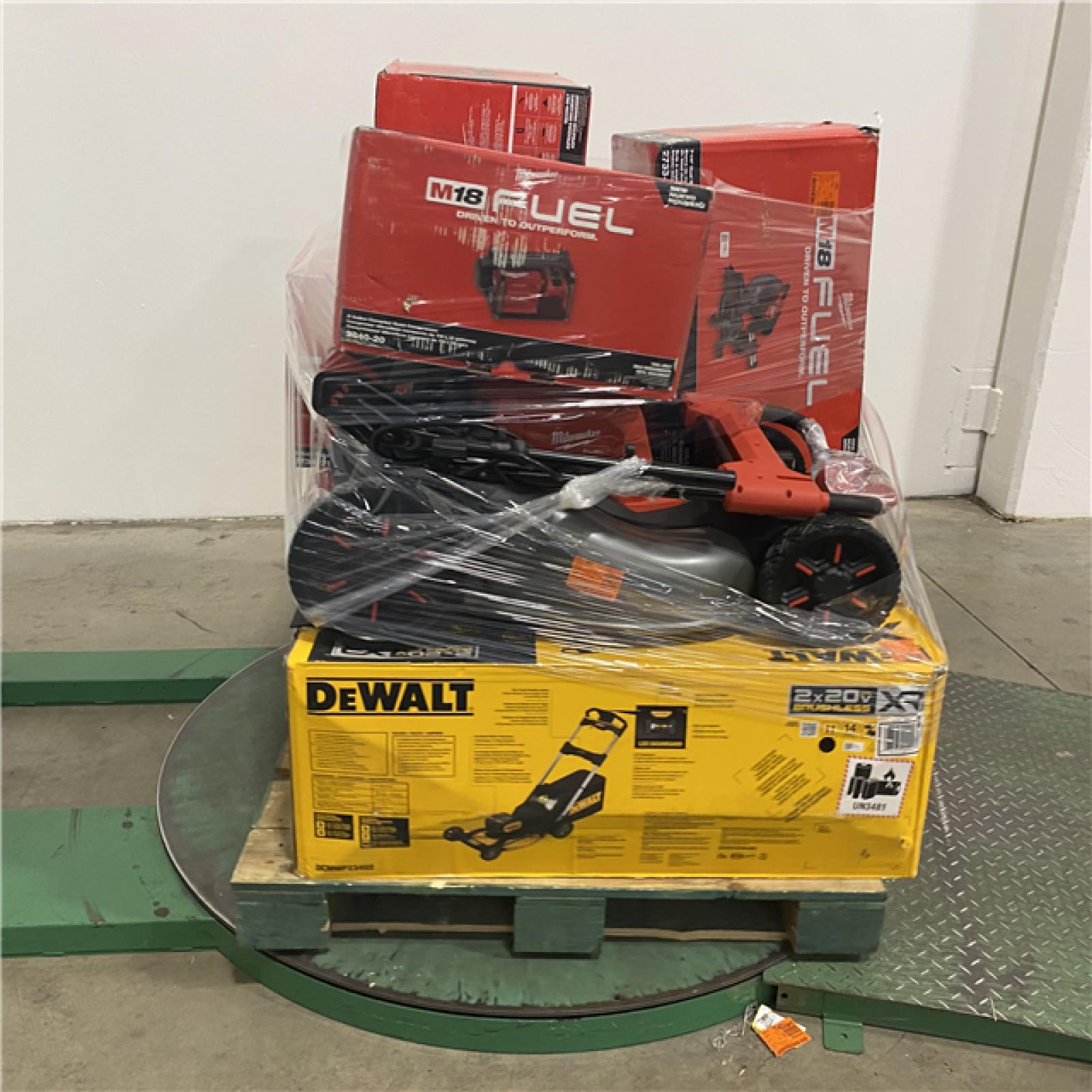 Dallas Location - As-Is Tool Pallet