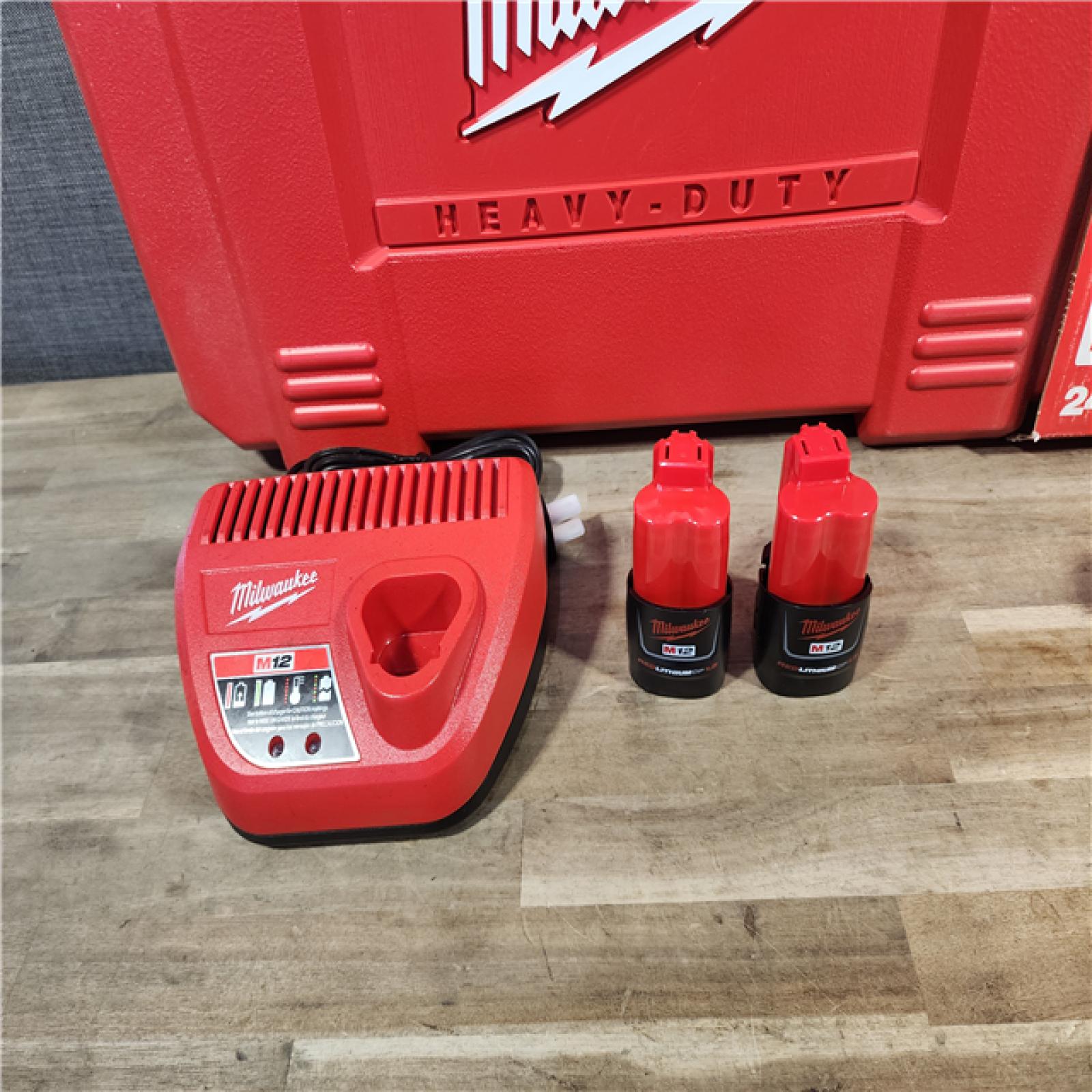 HOUSTON LOCATION - AS-IS MILWAUKEE 12-Volt Lithium-Ion Force Logic Cordless Press Tool Kit