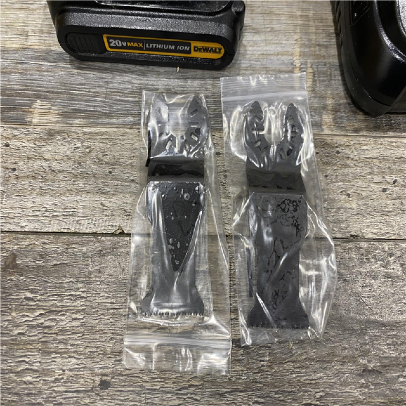 AS-IS DEWALT 20V MAX XR Cordless Brushless 3-Speed Oscillating Multi Tool Kit