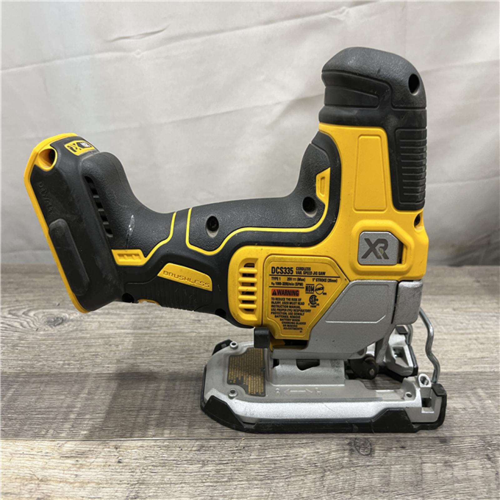 AS-IS DEWALT 20V MAX XR Cordless Barrel Grip Jigsaw (Tool Only)