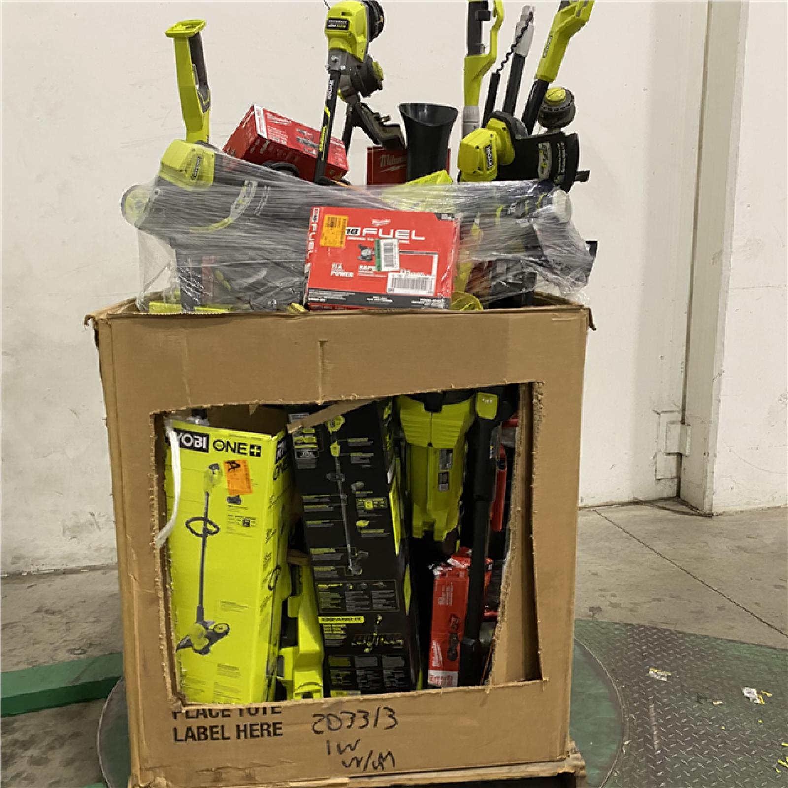 Dallas Location - As-Is Tool Pallet