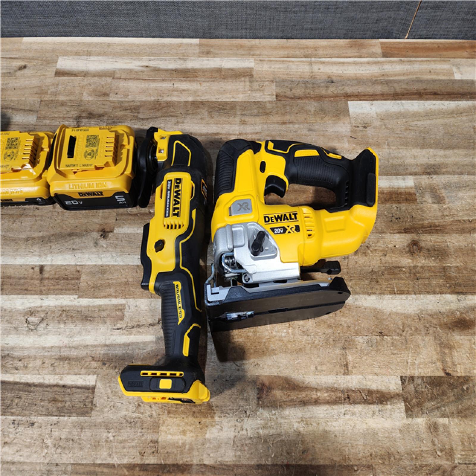 HOUSTON LOCATION - AS - IS DEWALT 20V Lithium-Ion 2-Tool Cordless Combo Kit