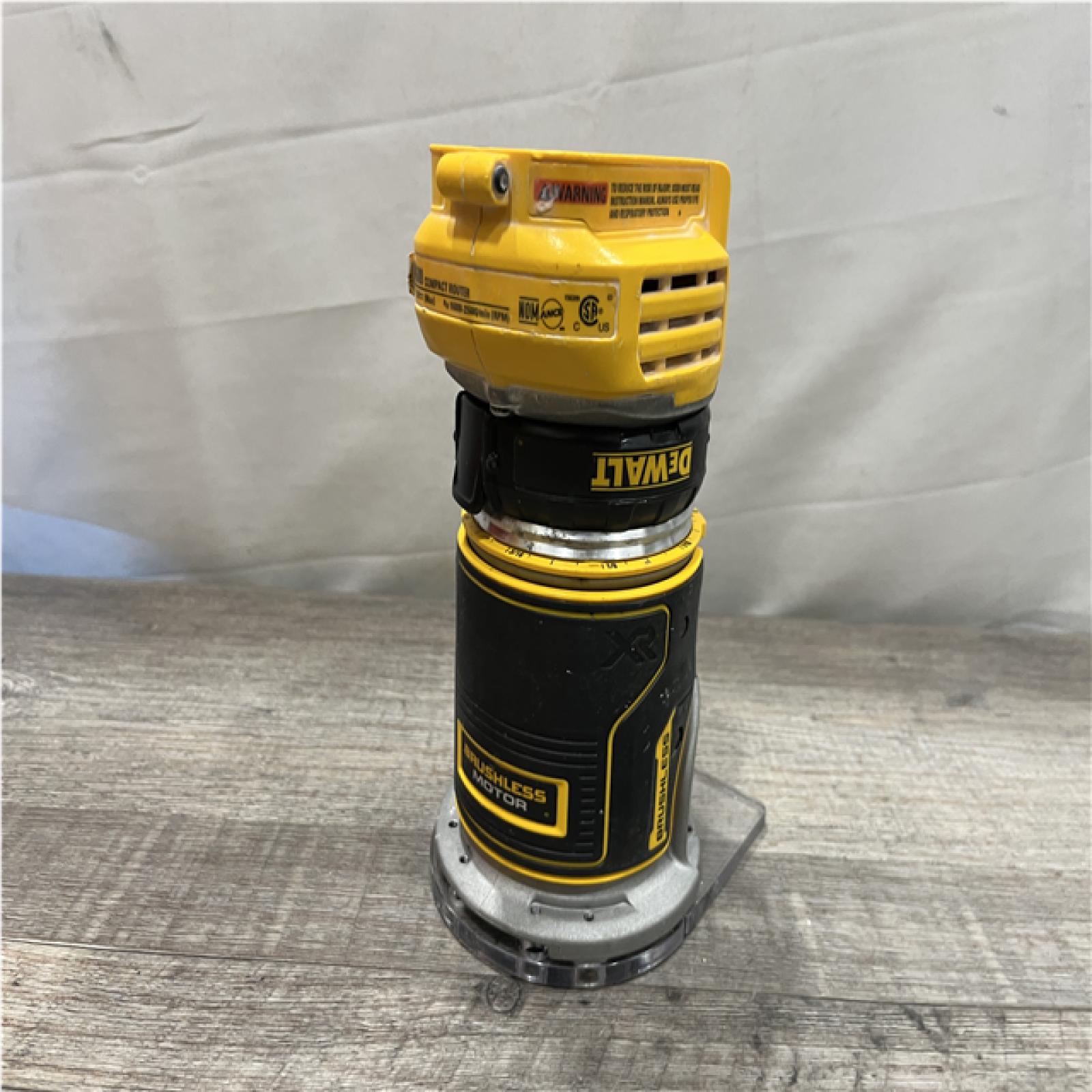AS-IS DEWALT 20V MAX XR Cordless Brushless Fixed Base Compact Router (Tool Only)