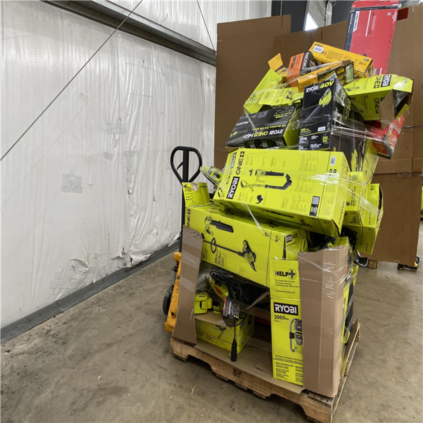 Houston Location AS IS - Tool Pallet
