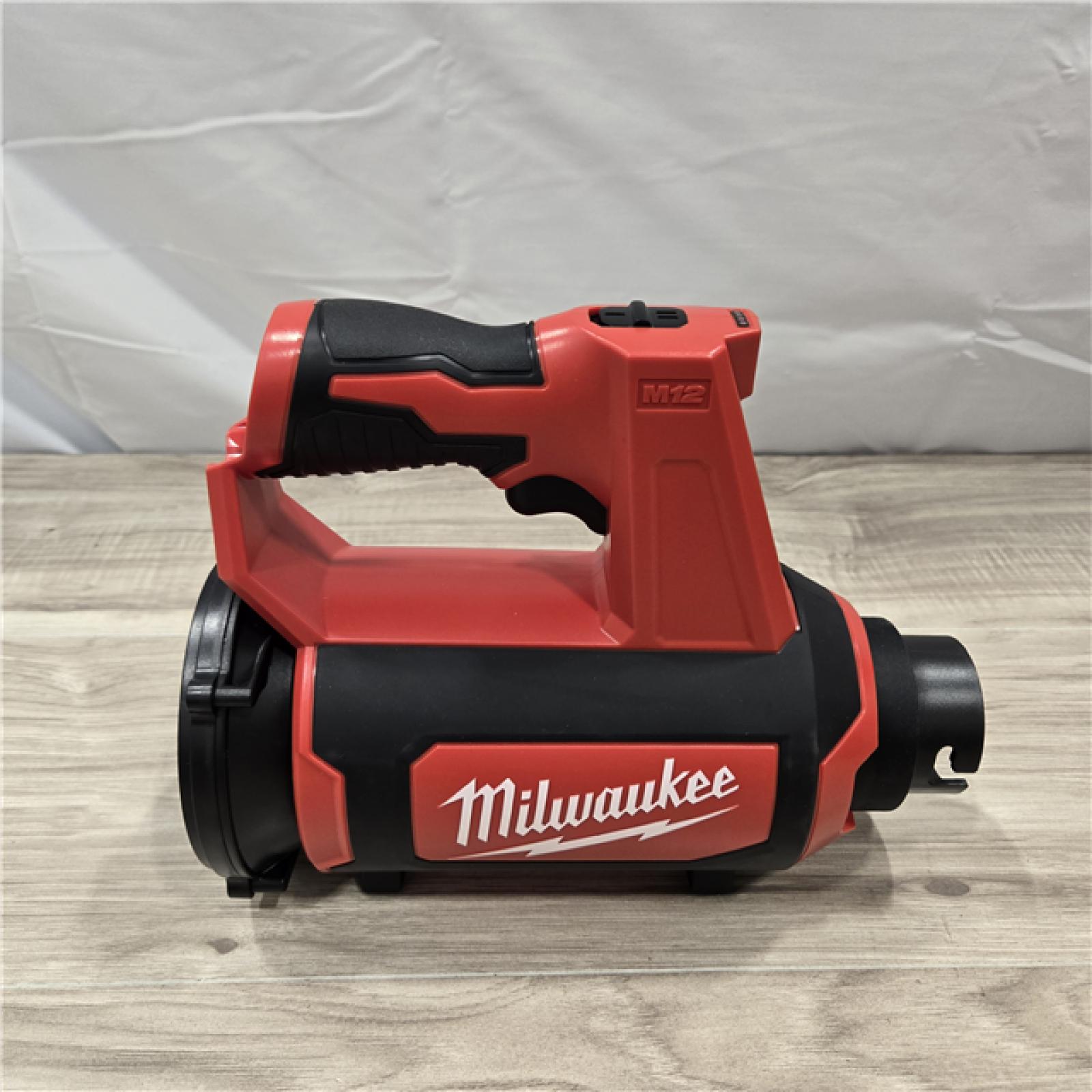LIKE NEW! - Milwaukee M12 Compact Spot Blower