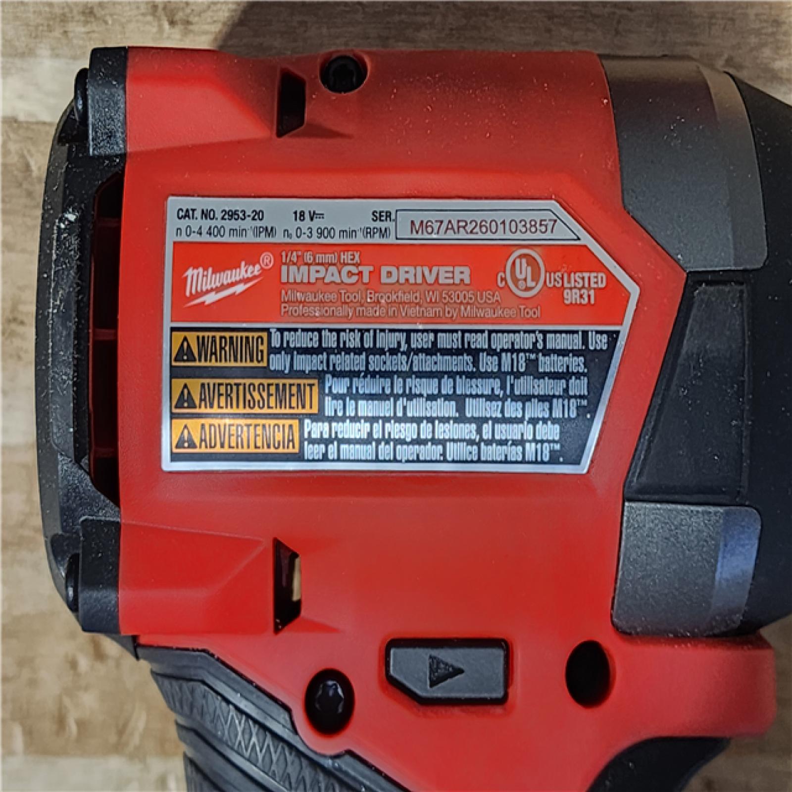 HOUSTON LOCATION - AS-IS MILWAUKEE 2 TOOL COMBO