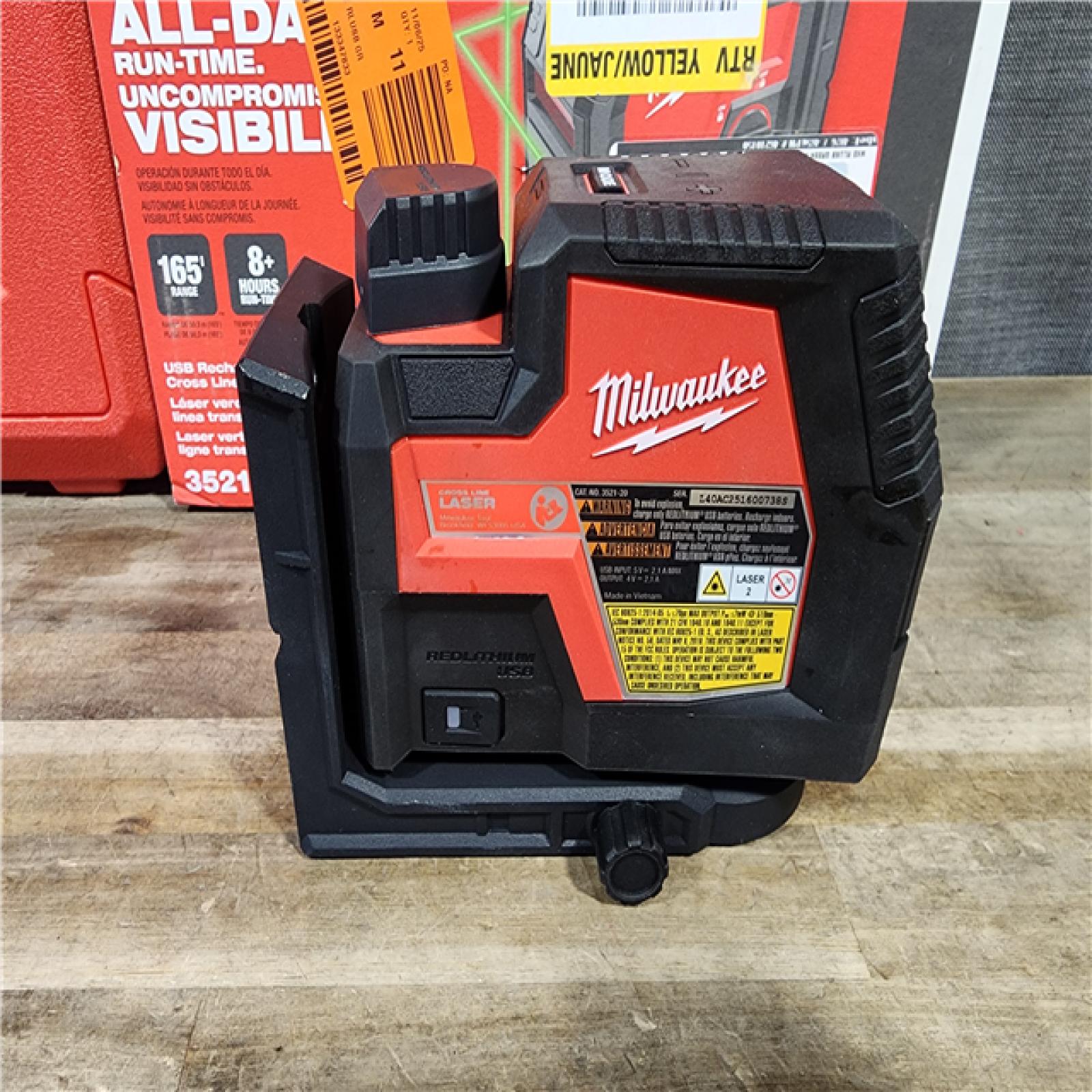 HOUSTON LOCATION - AS-IS MILWAUKEE 100 ft. REDLITHIUM Lithium-Ion USB Green Rechargeable Cross Line Laser Level