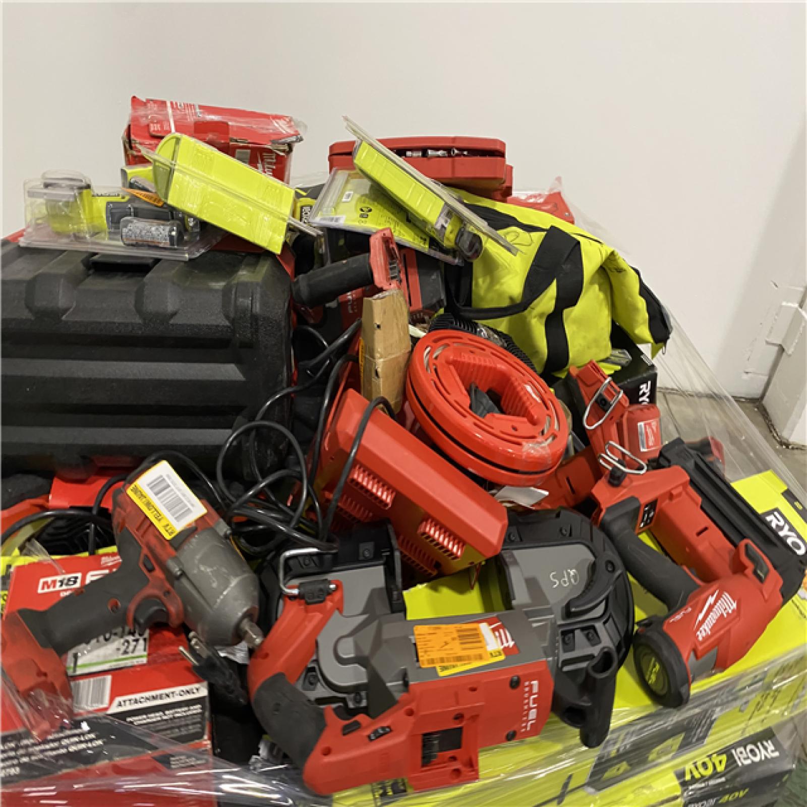 Dallas Location - As-Is Tool Pallet