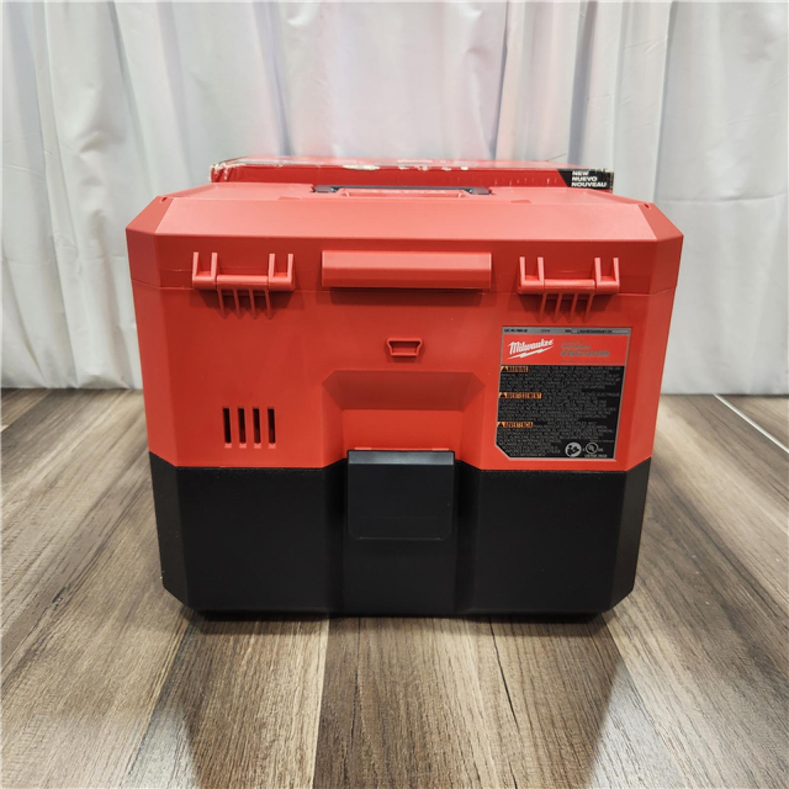 AS IS Milwaukee M12 Cordless Shop Vacuum - Tool Only