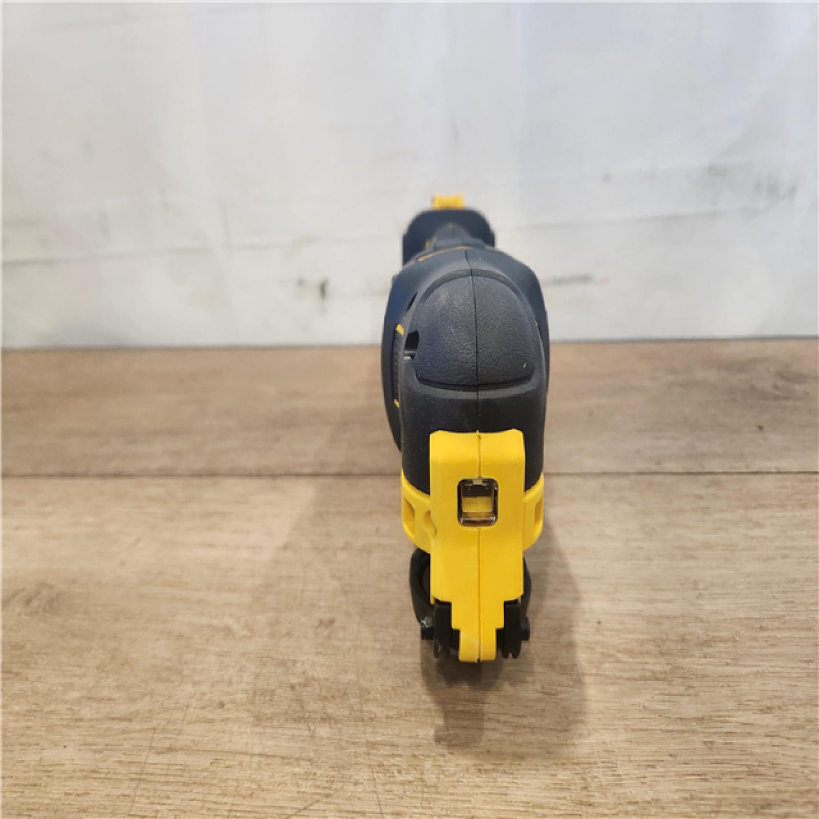 AS-IS- DEWALT ATOMIC 20V MAX* Oscillating Tool Cordless Oscillating Tool Only