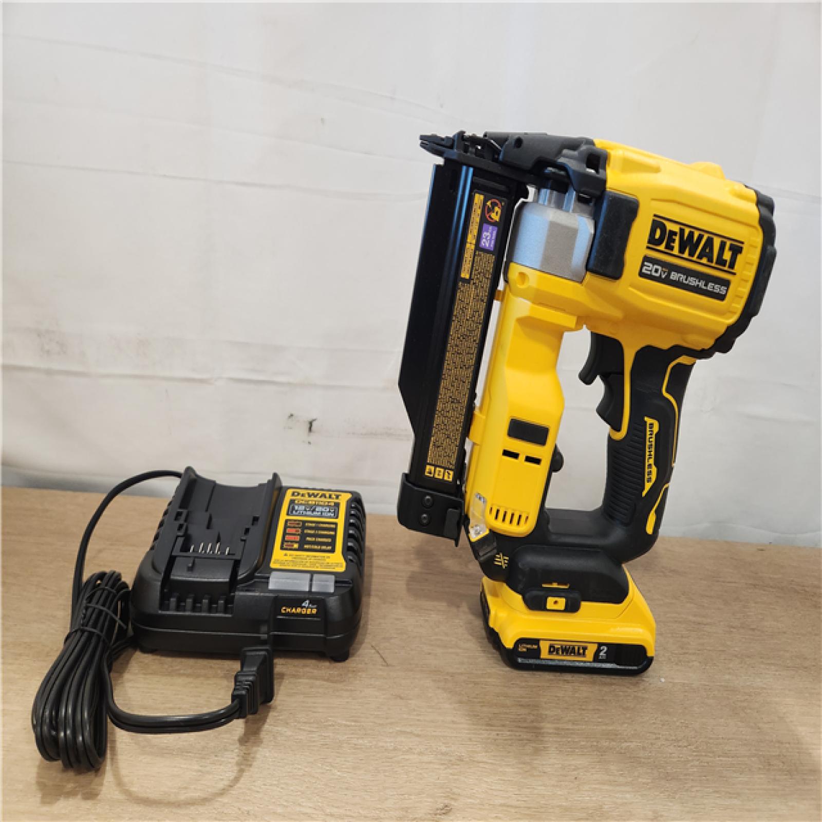 AS-IS- DEWALT ATOMIC 20V MAX Lithium Ion Cordless 23 Gauge Pin Nailer Kit