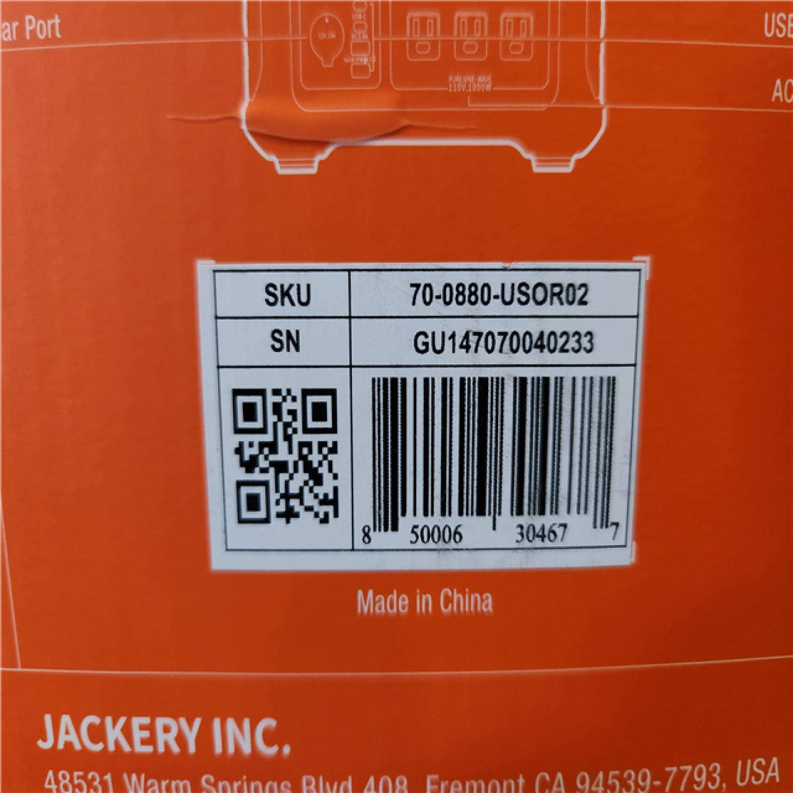 Phoenix Location LIKE NEW Jackery Explorer 880, 880Wh/1000W Model No: Explorer 880