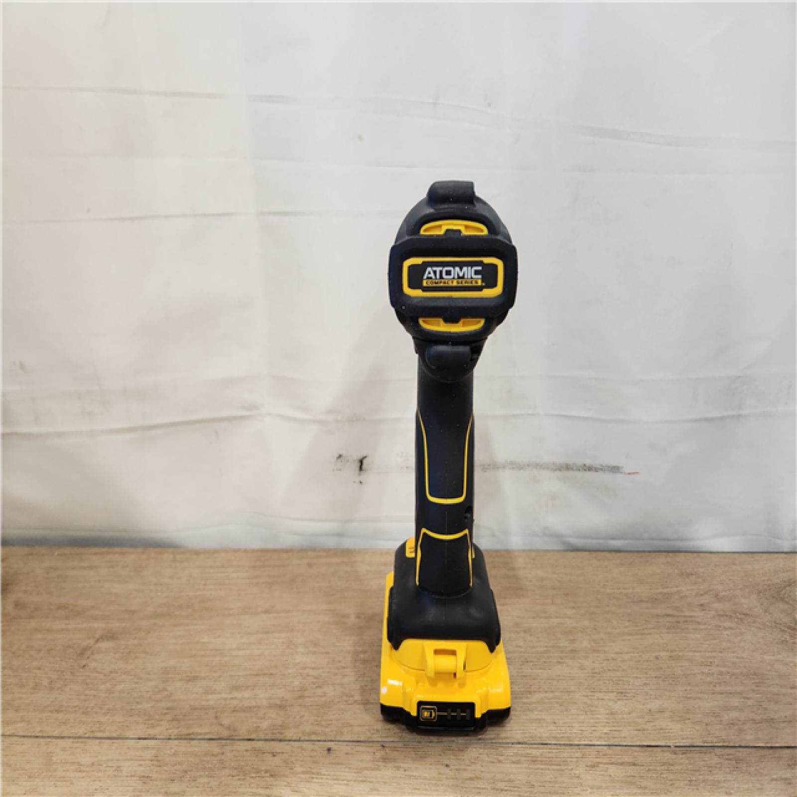 AS-IS-DEWALT ATOMIC 20V MAX* Brushless Cordless Compact 1/4 in. Impact Driver Kit