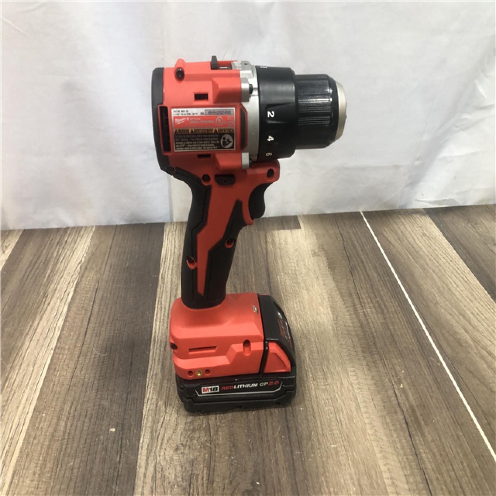 AS-IS Milwaukee 18V Lithium-Ion Brushless Cordless 1/2 in. Compact Drill/Driver Kit