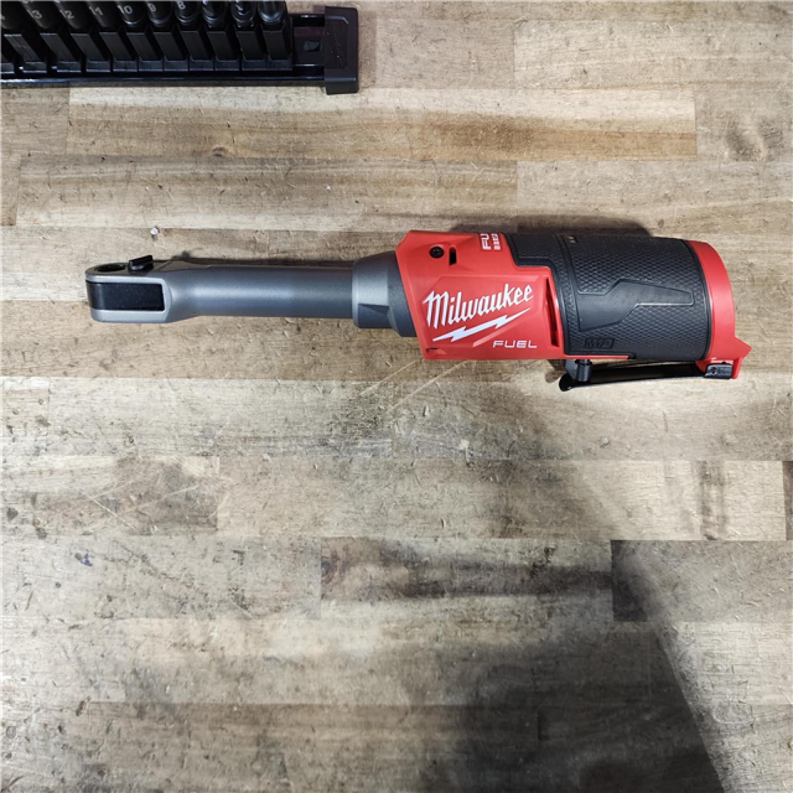 HOUSTON LOCATION - AS-IS Milwaukee FUEL INSIDER 12V Lithium-Ion Brushless Cordless 1/4 in. - 3/8 in. Extended Reach Box Ratchet (Tool-Only)