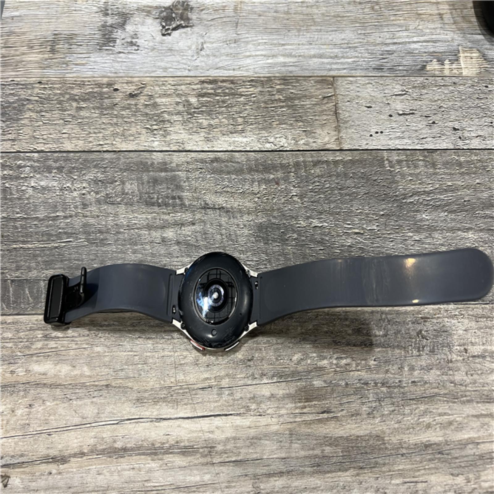 AS-IS Samsung Galaxy Watch5 45mm Smart Watch, GPS/LTE, Gray