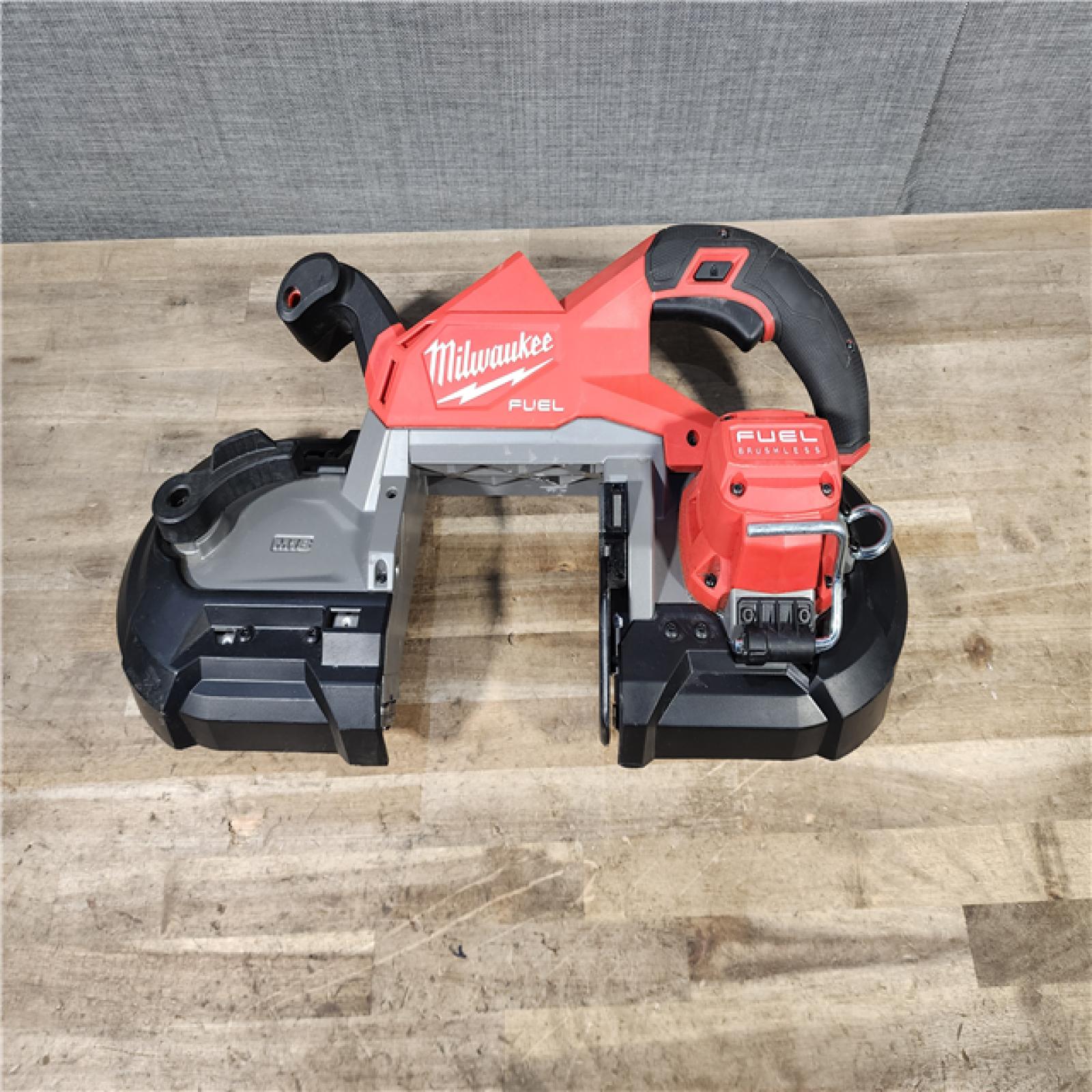 HOUSTON LOCATION - AS-IS Milwaukee FUEL 18V Lithium-Ion Brushless Cordless Deep Cut Band Saw (Tool-Only)