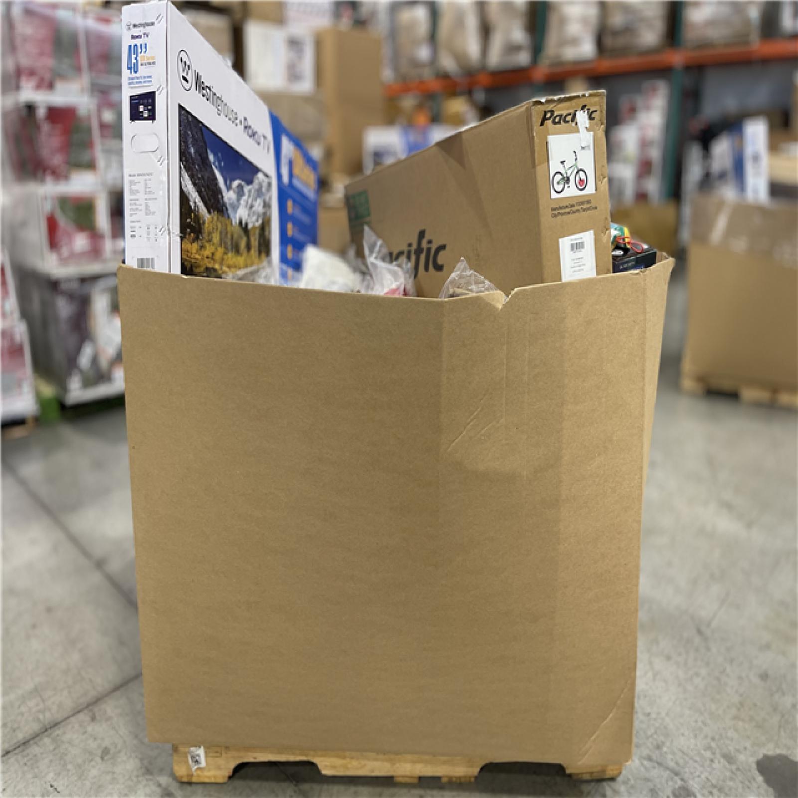DALLAS LOCATION- NEW!- BULLSEYE MIXED APPAREL PALLET